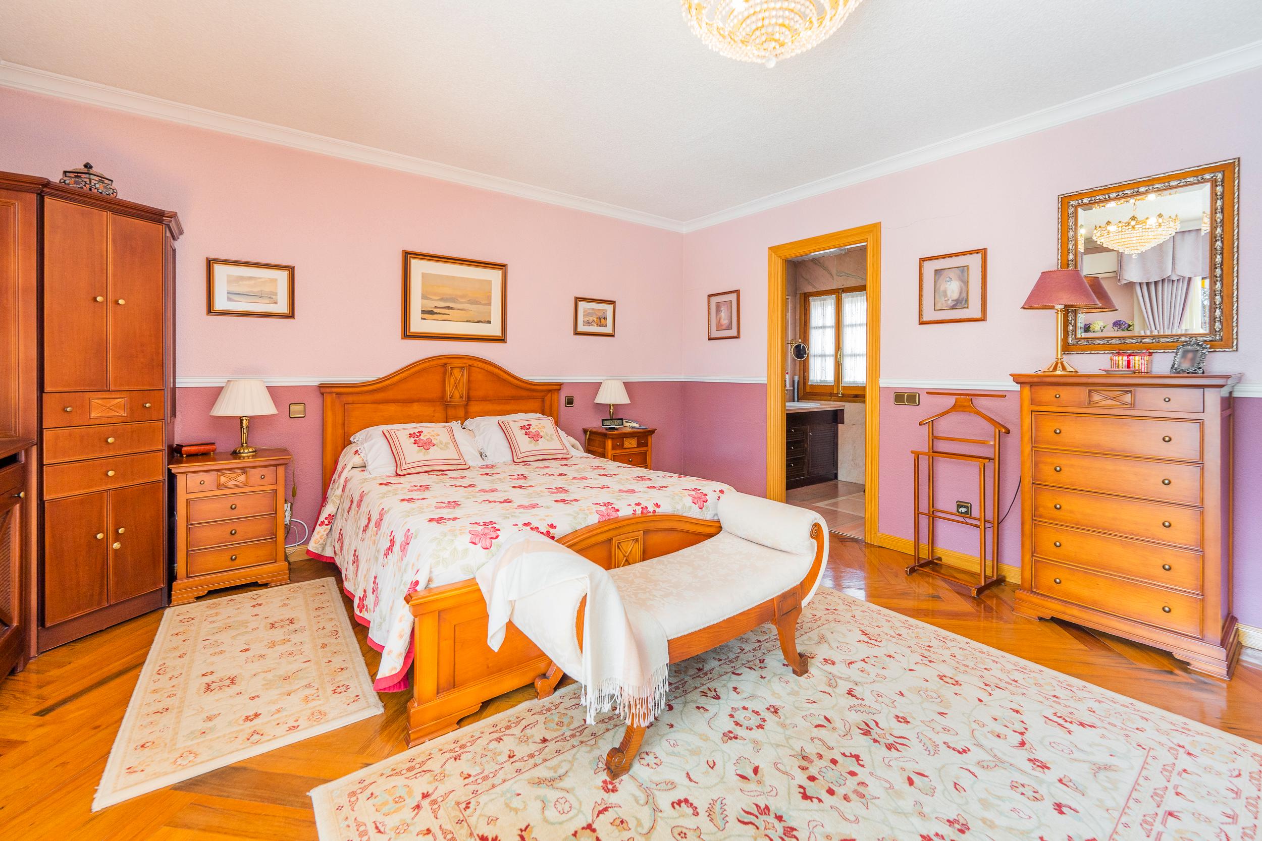 Chalet individual en venta en Aranjuez, Madrid - 28