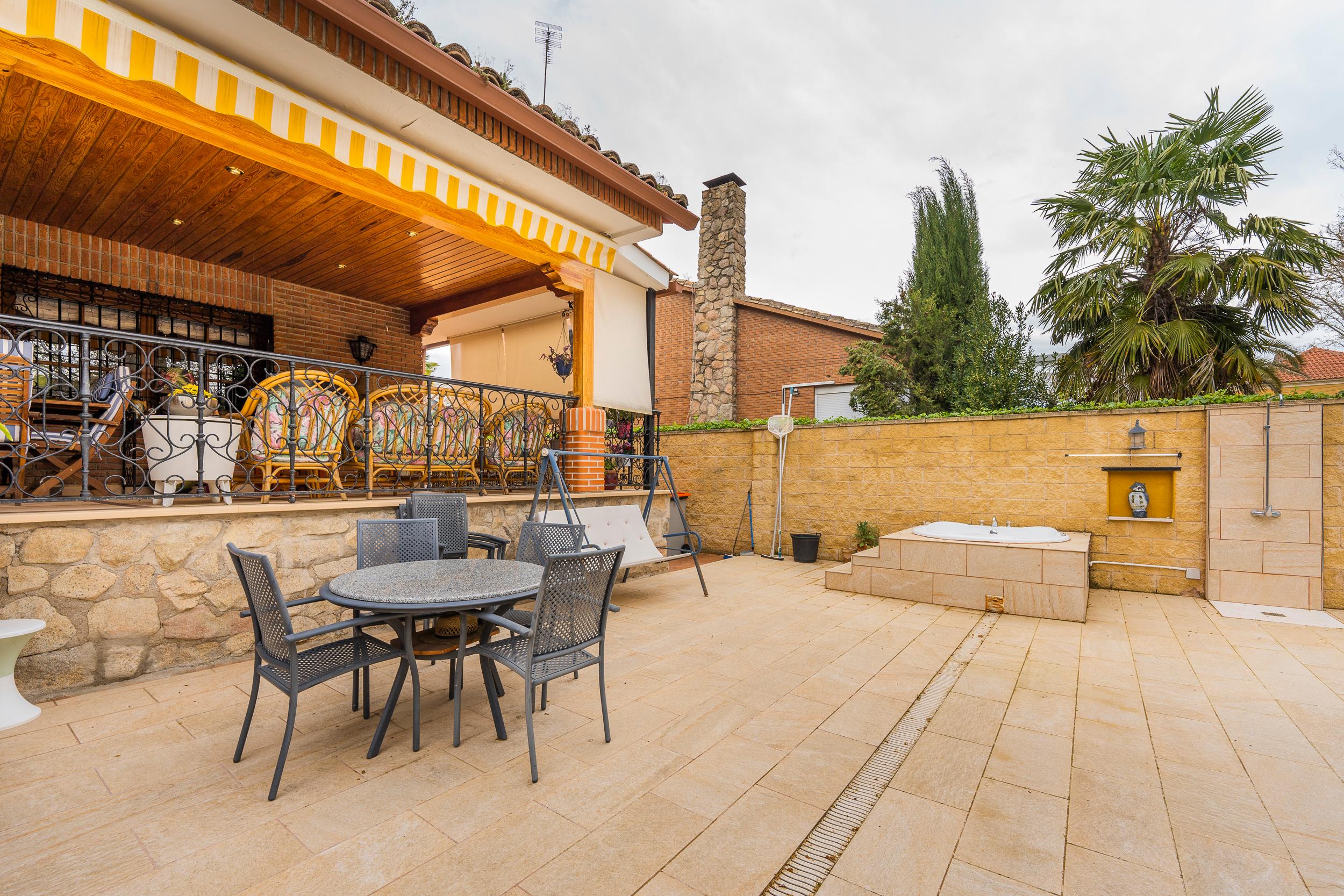 Chalet individual en venta en Aranjuez, Madrid - 54