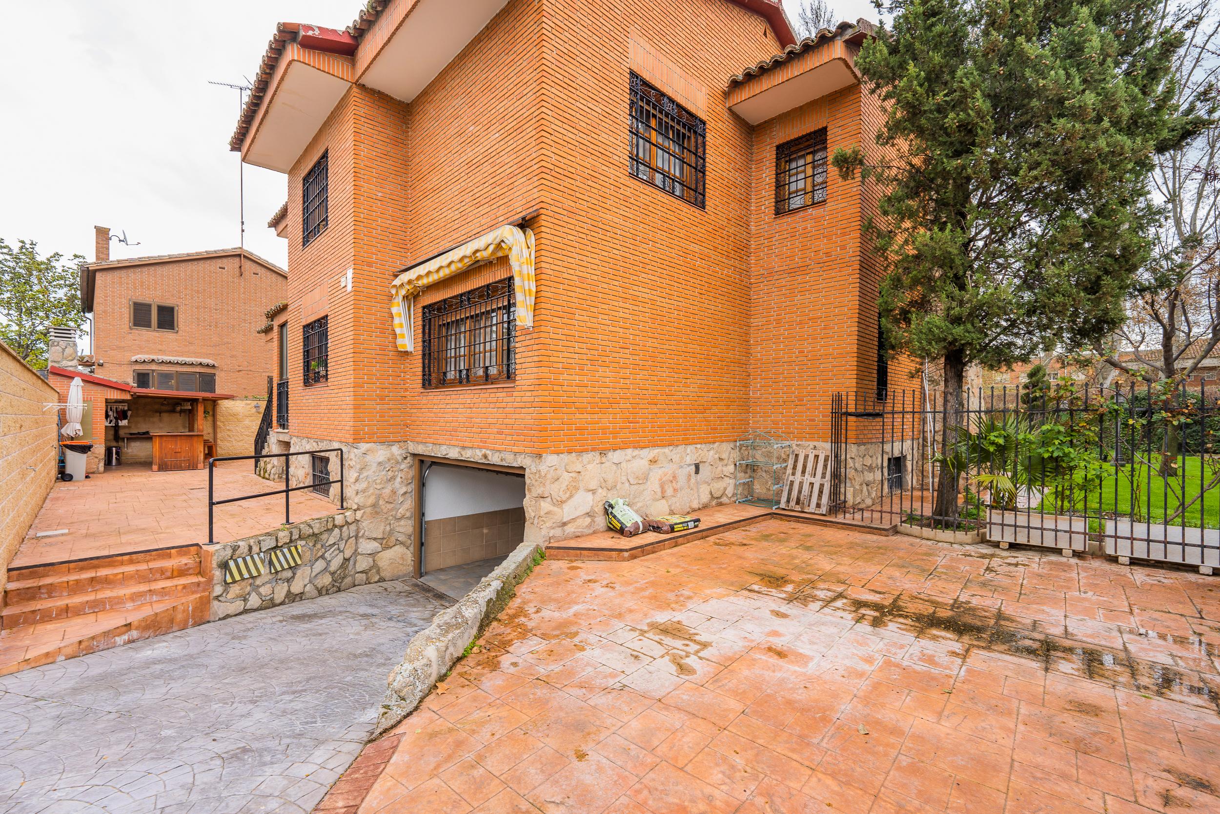 Chalet individual en venta en Aranjuez, Madrid - 64