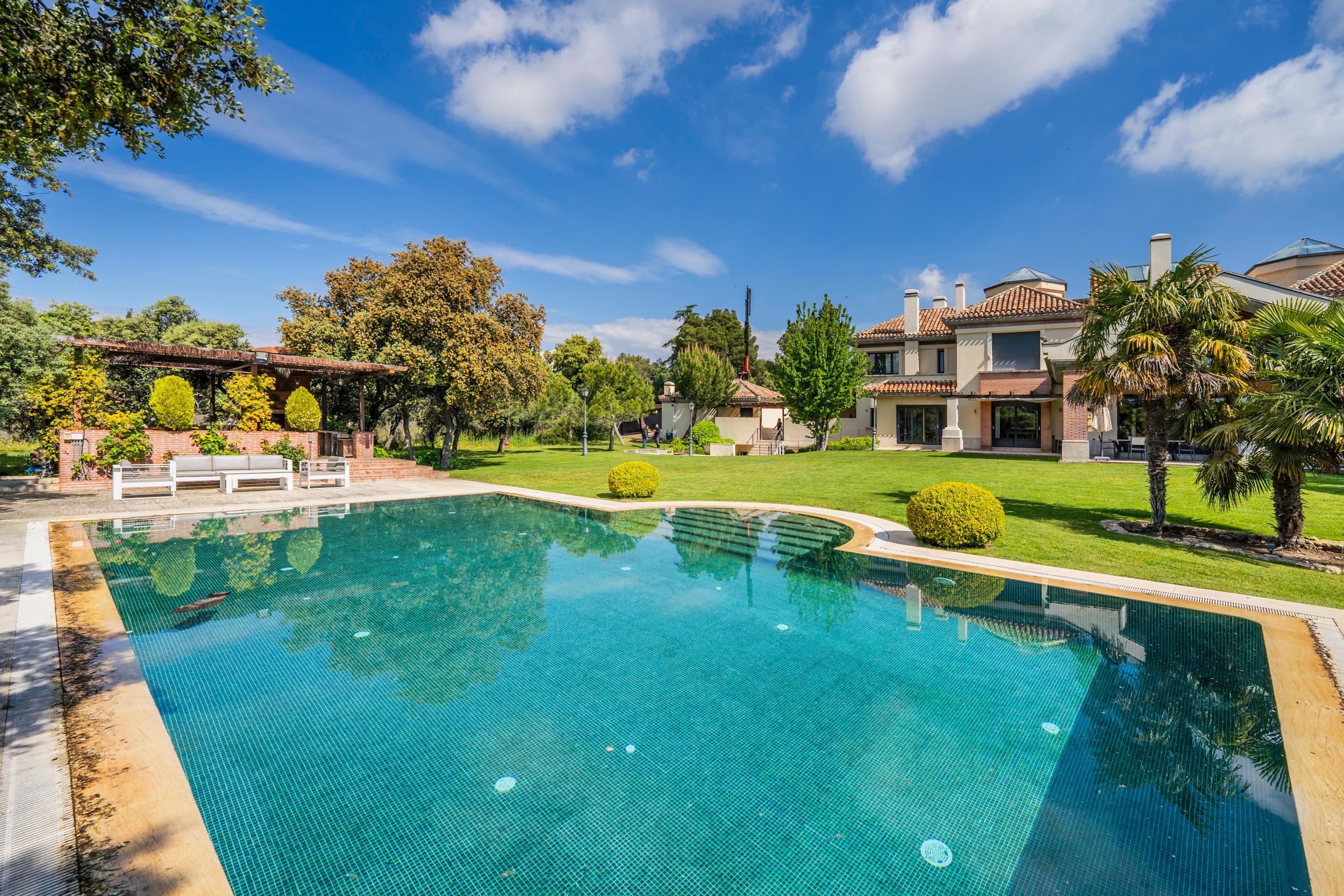 Chalet en venta en La Moraleja, Alcobendas - 1