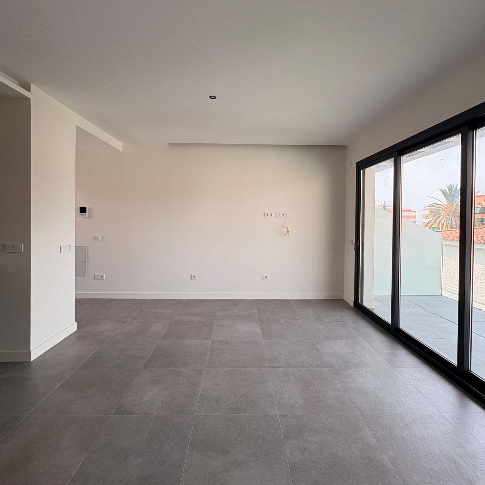 Piso en alquiler - Pedregalejo, Málaga - 2