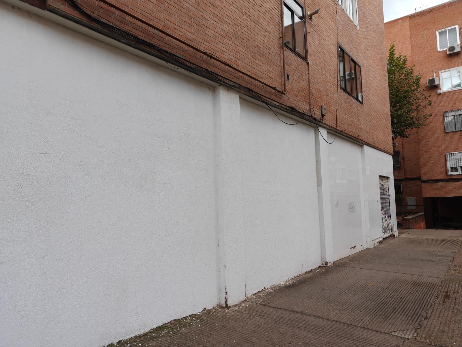 Local en venta en Valdezarza, Moncloa–Aravaca - 1