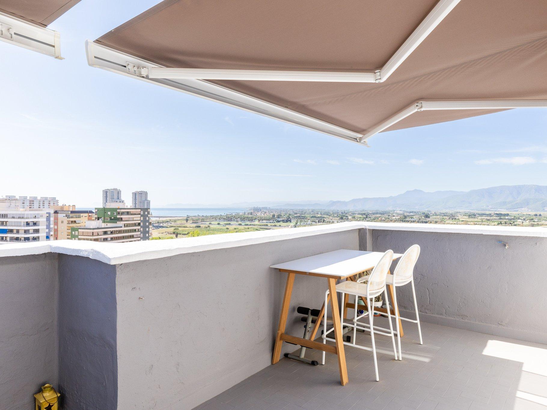 Ático en venta en Carrer Agustín Oliver - 2