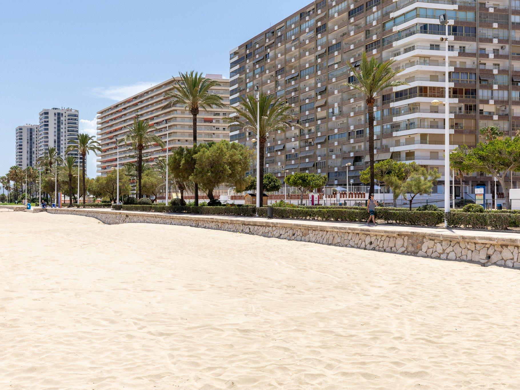 Ático en venta en Carrer Agustín Oliver - 35