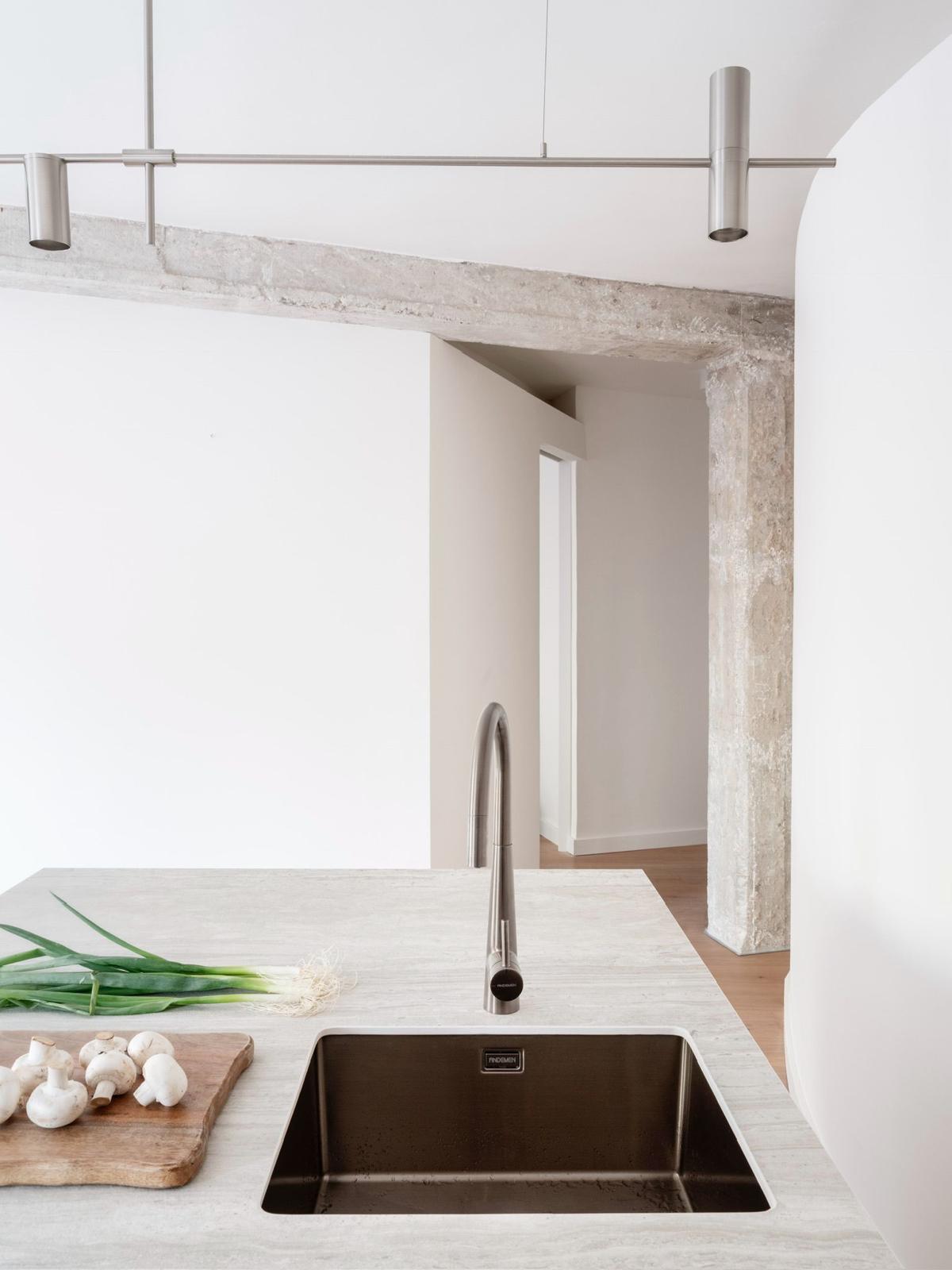 Piso en Venta  - Zona Príncipe De Vergara con F. Silvela   - 11