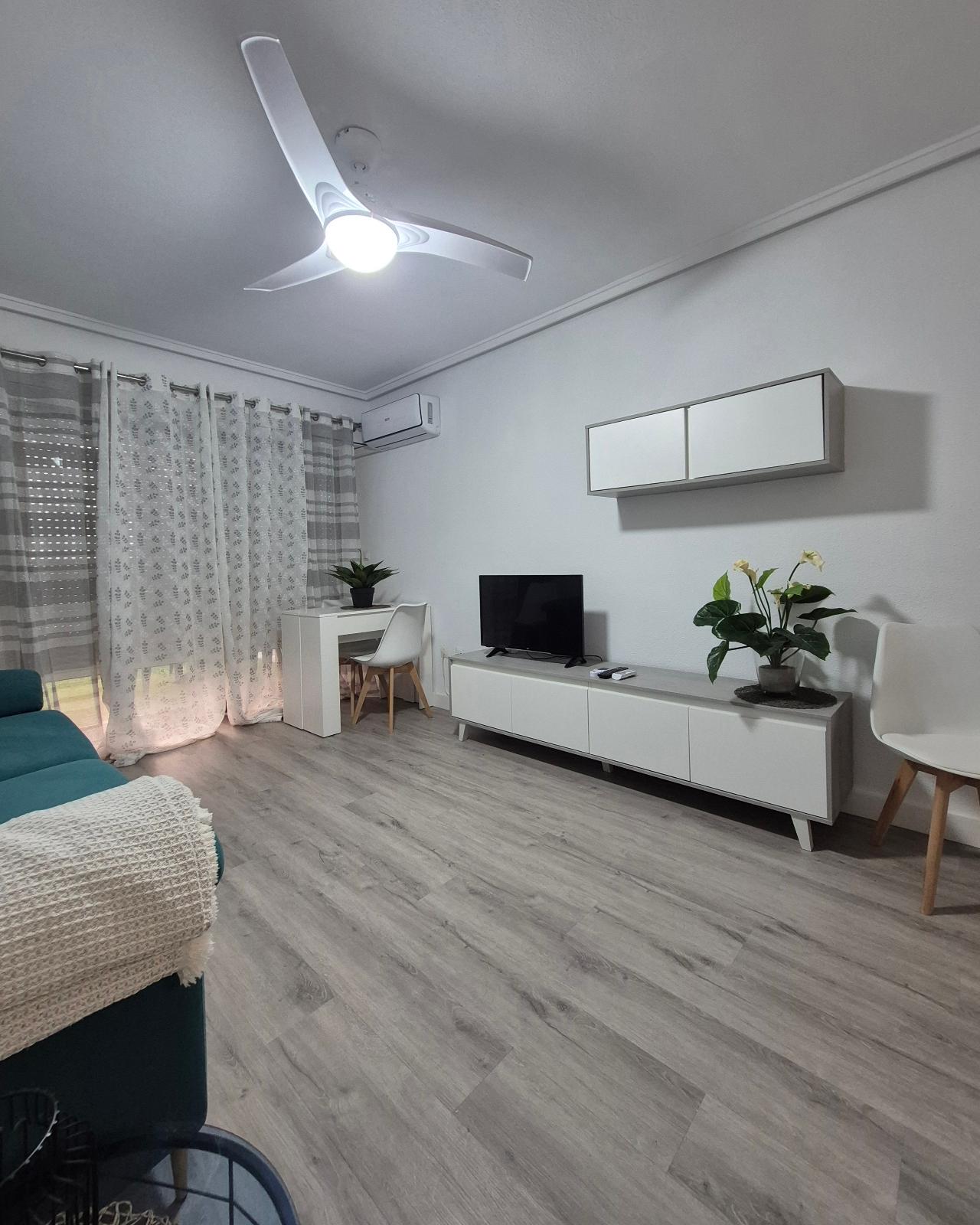 Piso En Alquiler - Santa Pola - 2