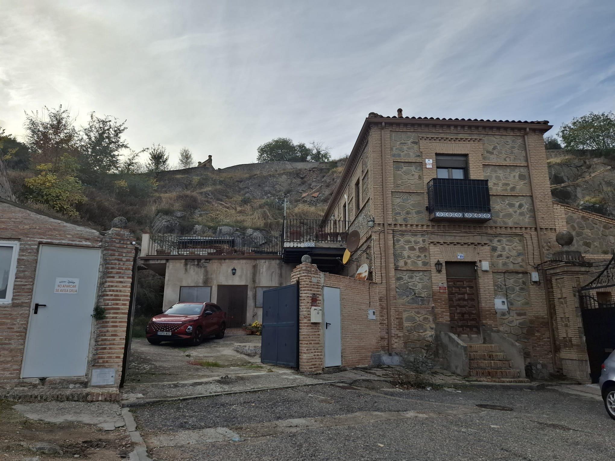 Chalet independiente en venta - Los Cigarrales-La Bastida, Toledo - 1