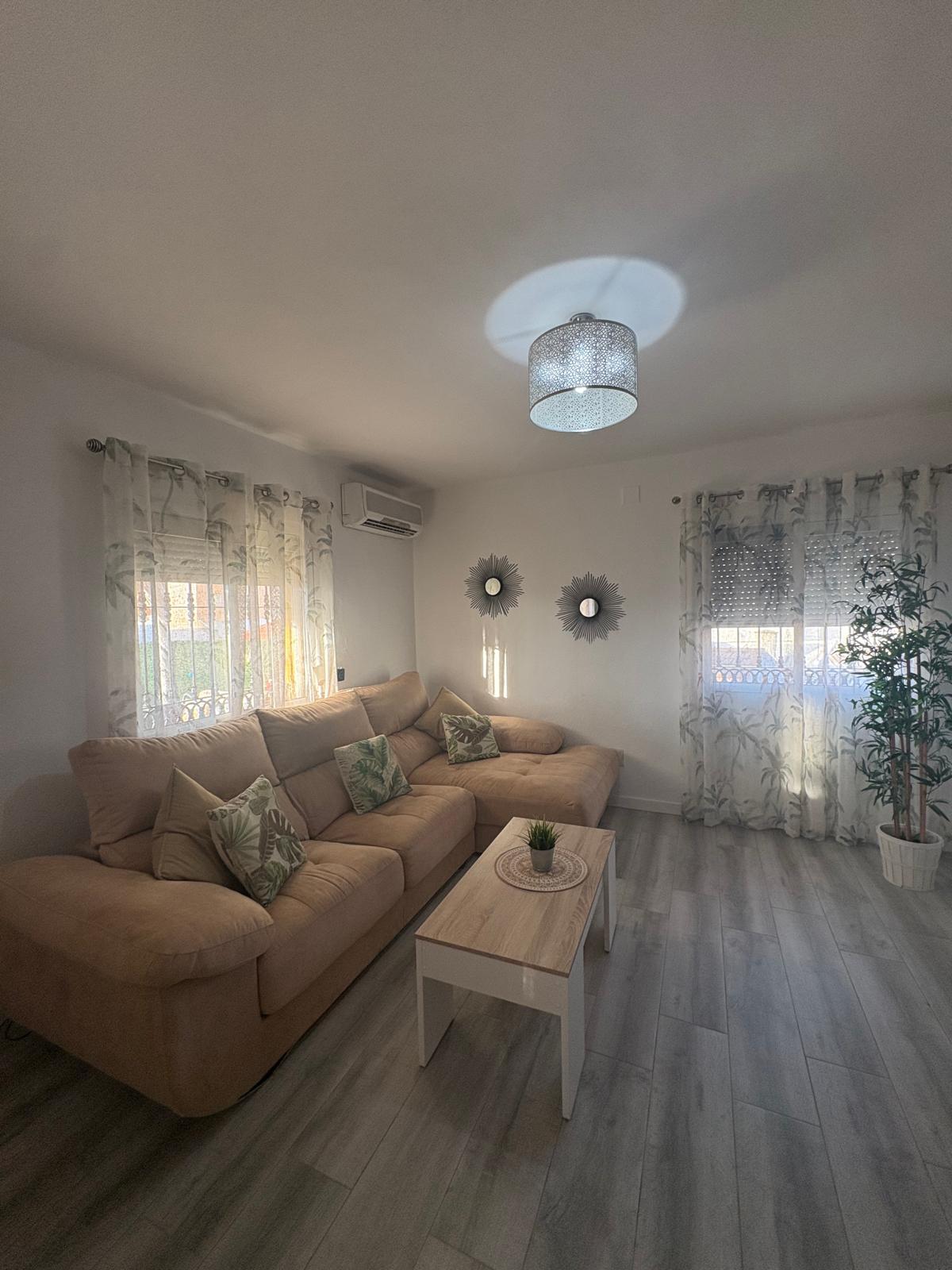 Chalet adosado en venta en Puerto De la Torre, Málaga - 5