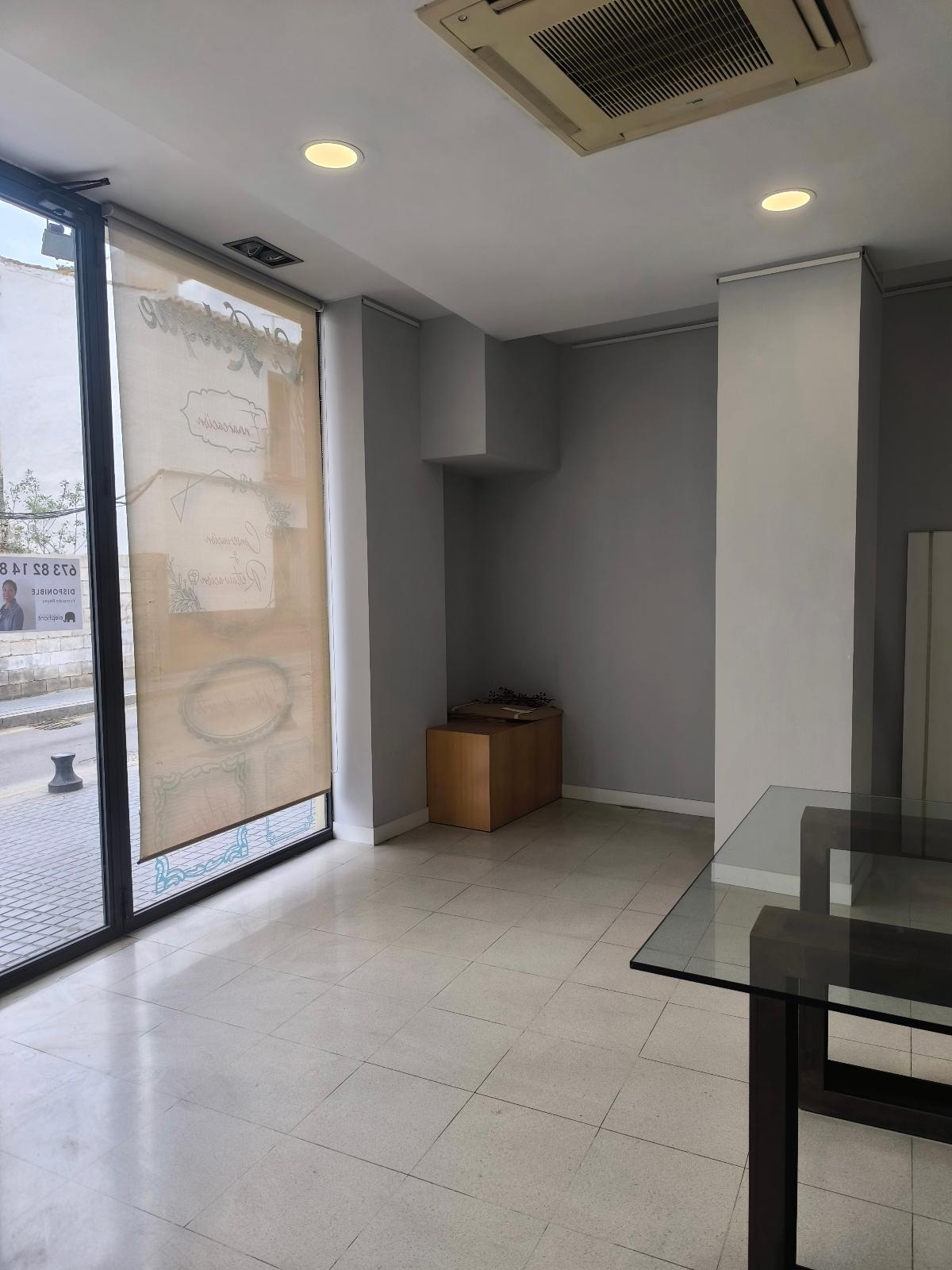 Local con opción a vivienda en venta - Vélez-Malaga - 2