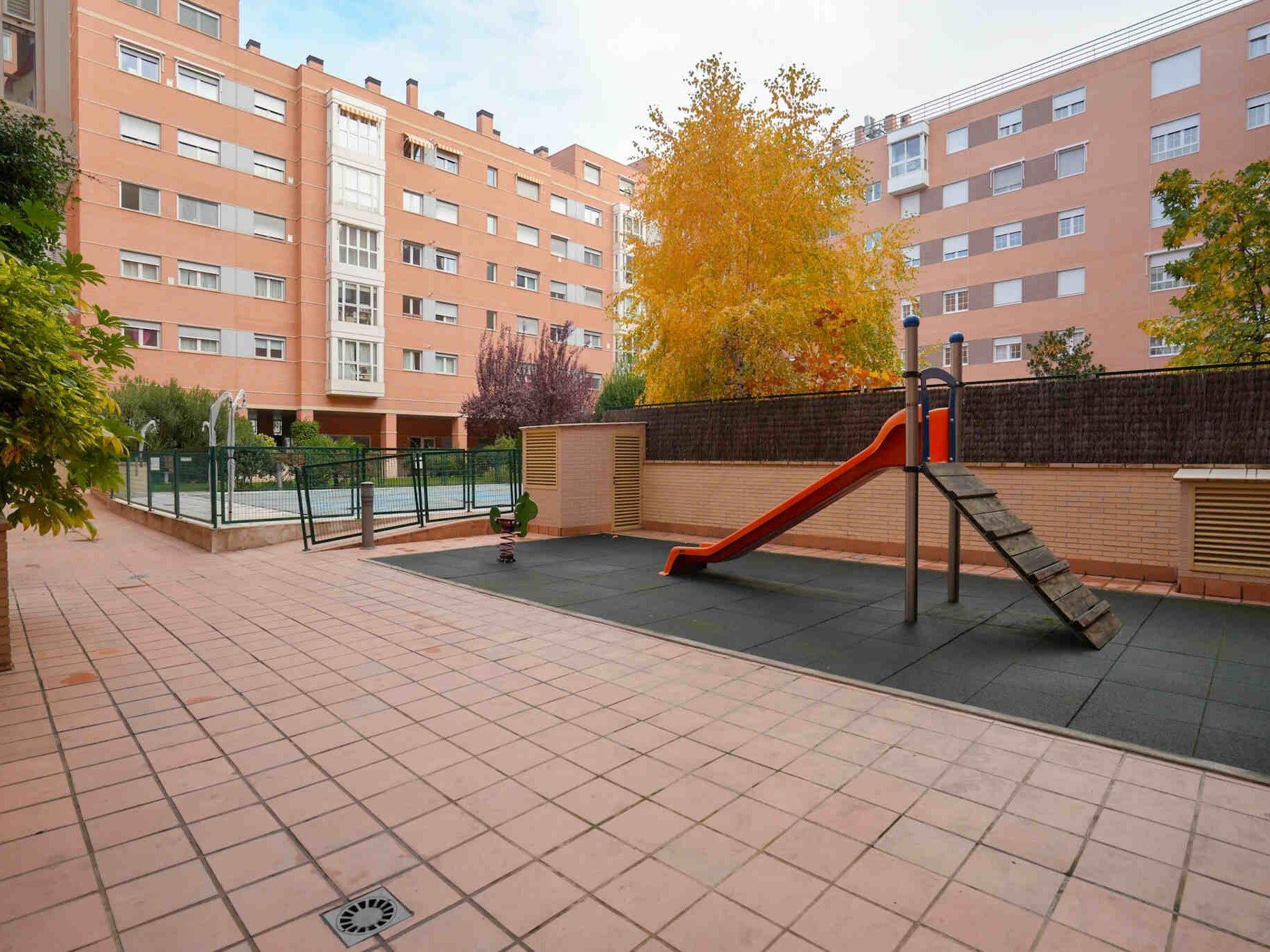 Ático Coqueto En Simancas  - 32