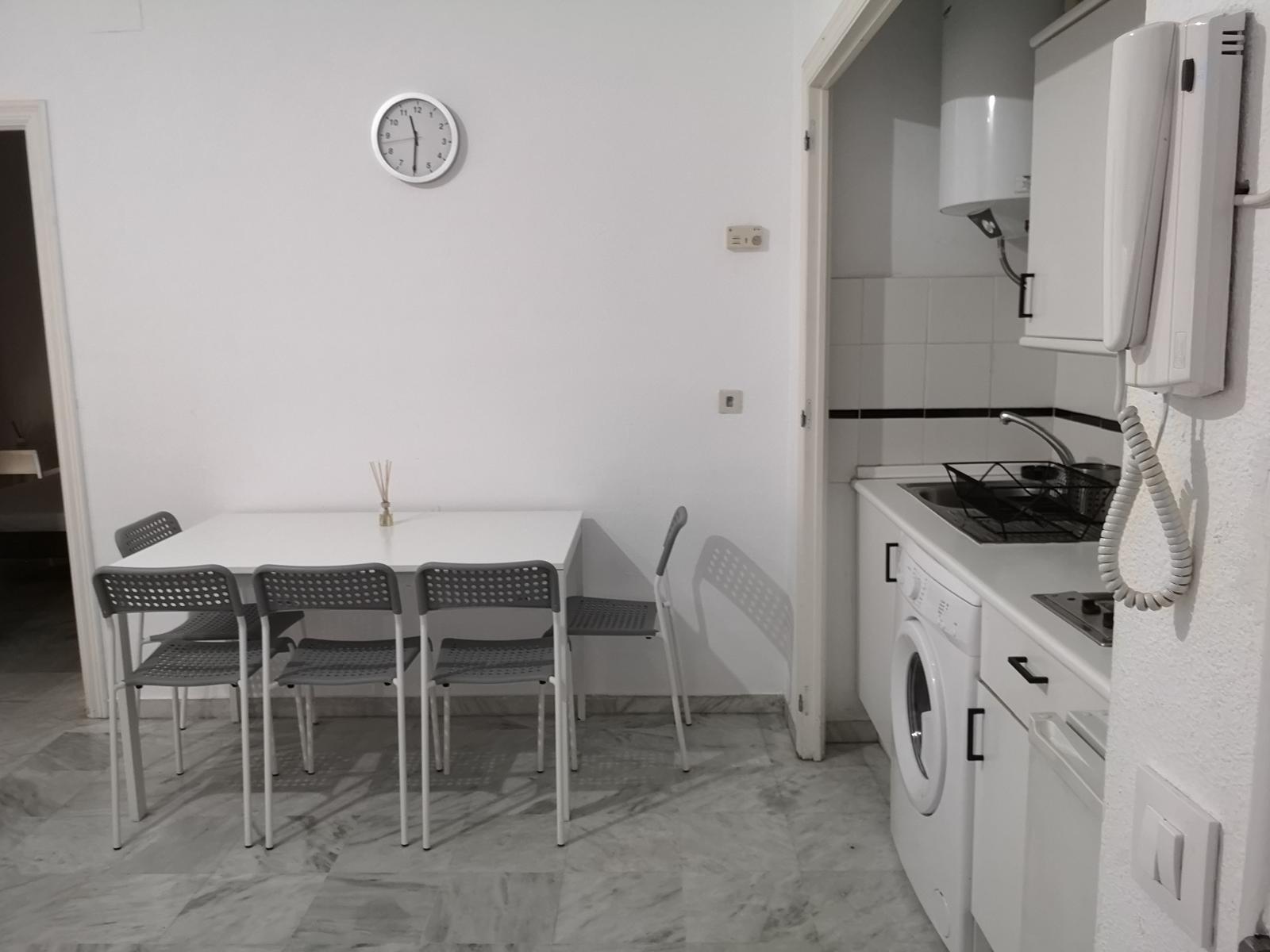 Piso en Alquiler en Doctor Barraquer-Grupo Renfe-Policlínico - 11