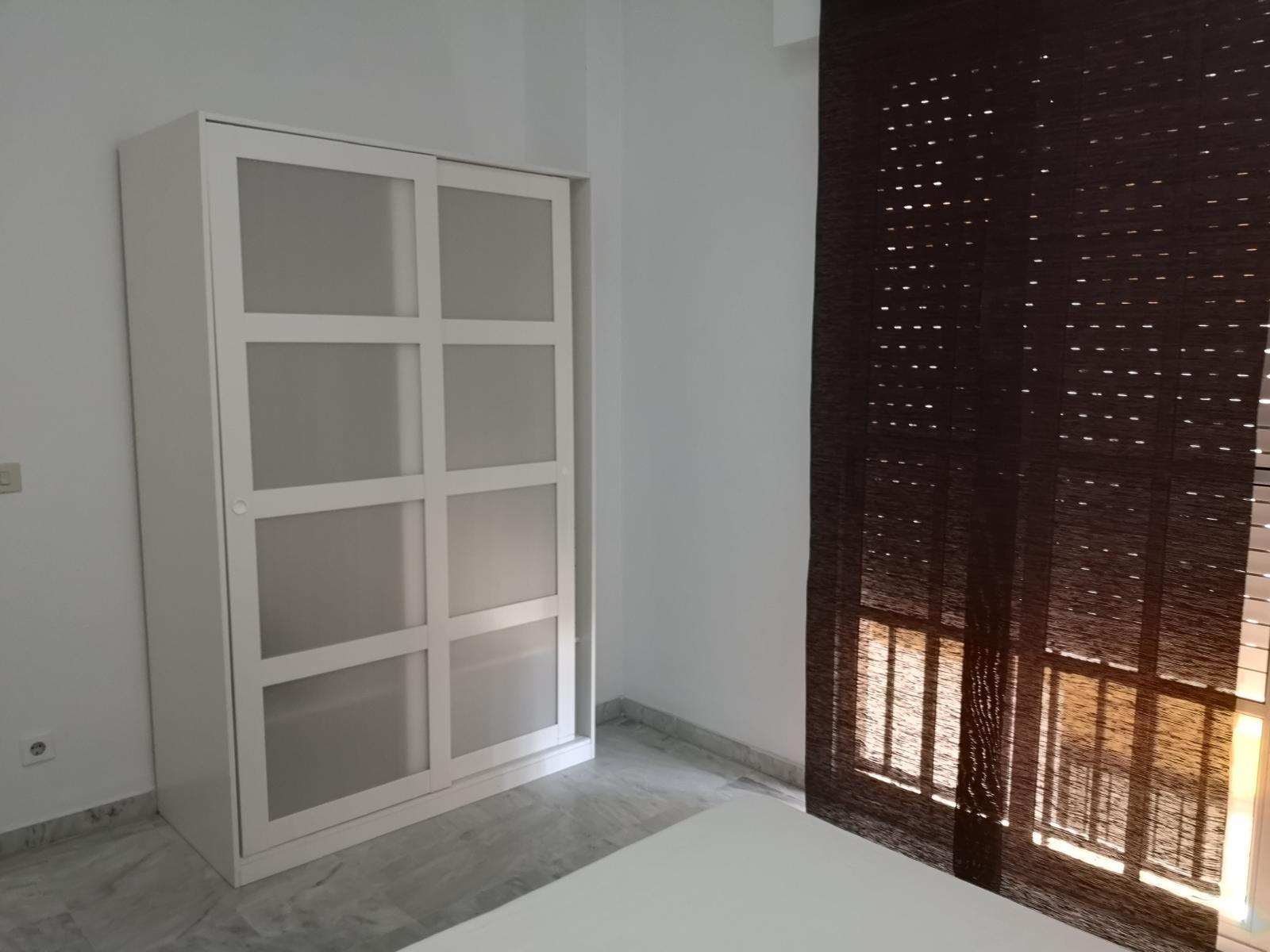 Piso en Alquiler en Doctor Barraquer-Grupo Renfe-Policlínico - 12