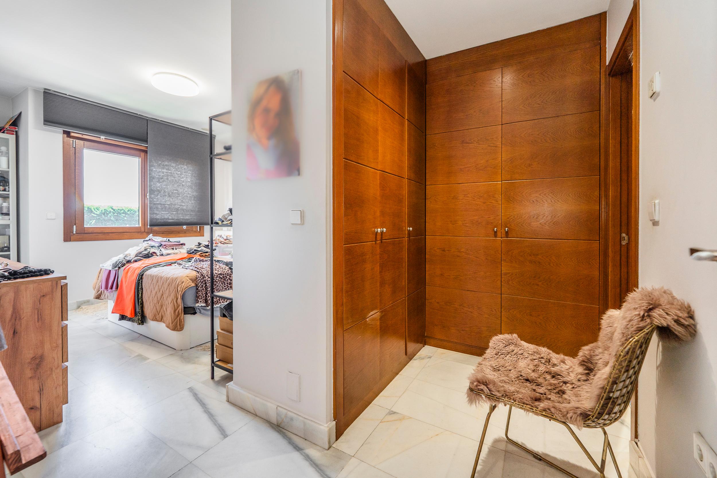 Chalet adosado en venta - Gutiérrez Canales,  junto a Clínica Universitaria Navarra  - 12