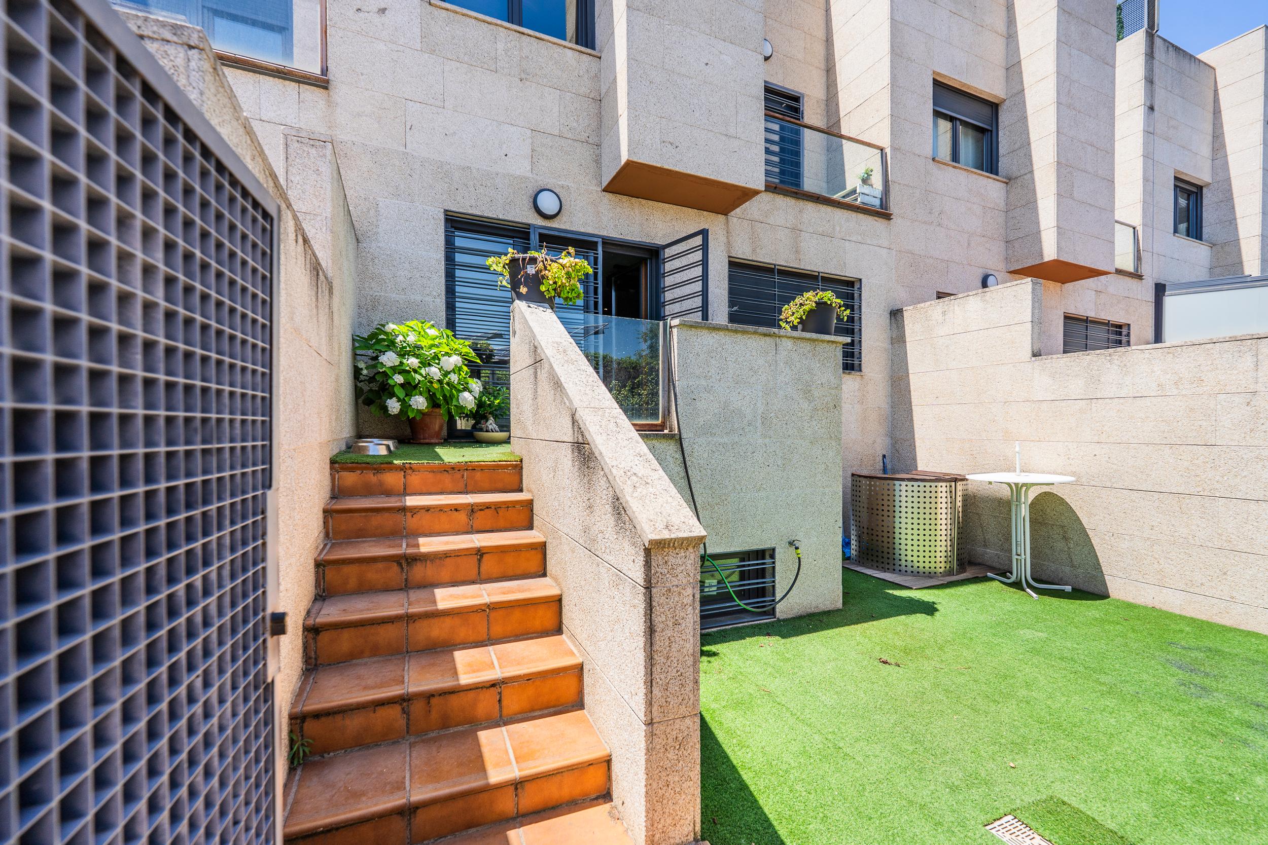 Chalet adosado en venta - Gutiérrez Canales,  junto a Clínica Universitaria Navarra  - 26