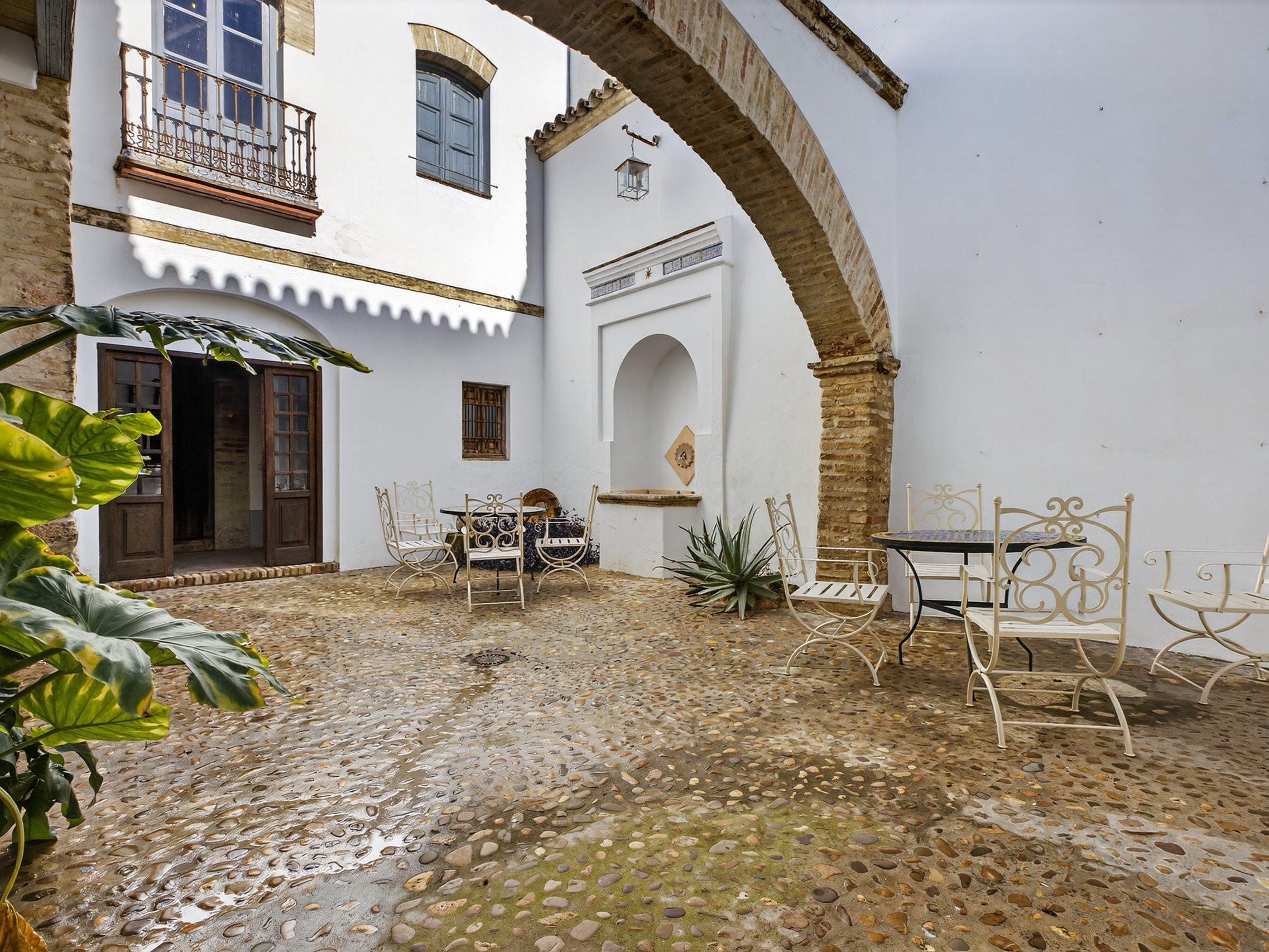 Casa en venta - Carmona, Sevilla  - 1