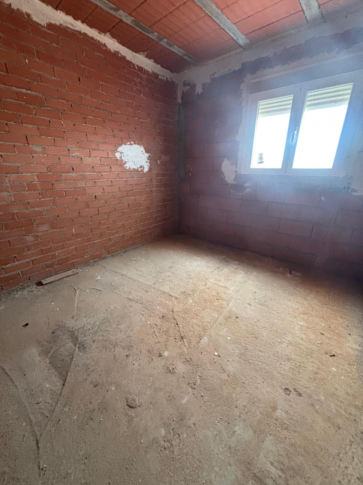 Bar y Casa de Obras en venta - Cuenca  - 7