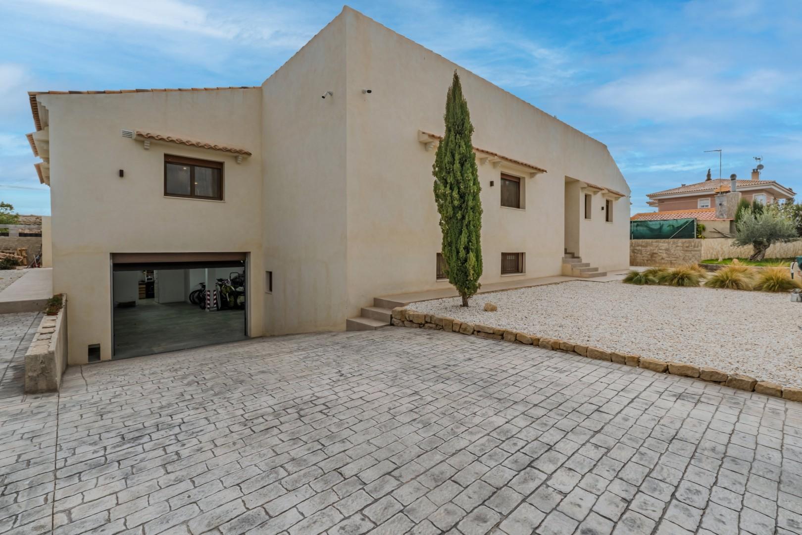 Chalet En Venta -Mutxamel - 85