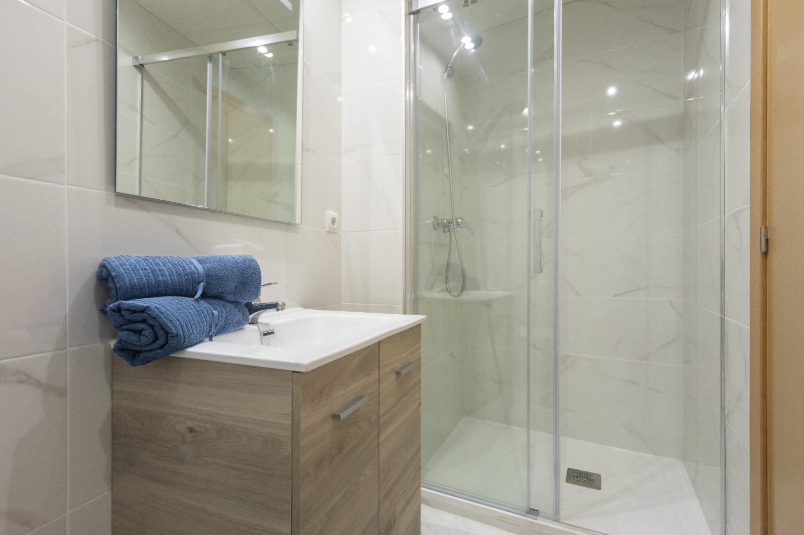 Estudios en Venta - Valencia  - 6