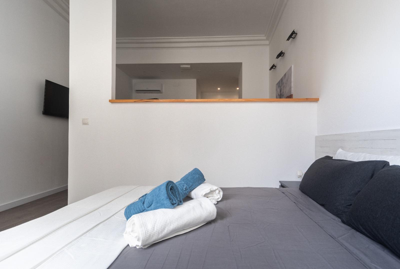 Estudios en Venta - Valencia  - 33