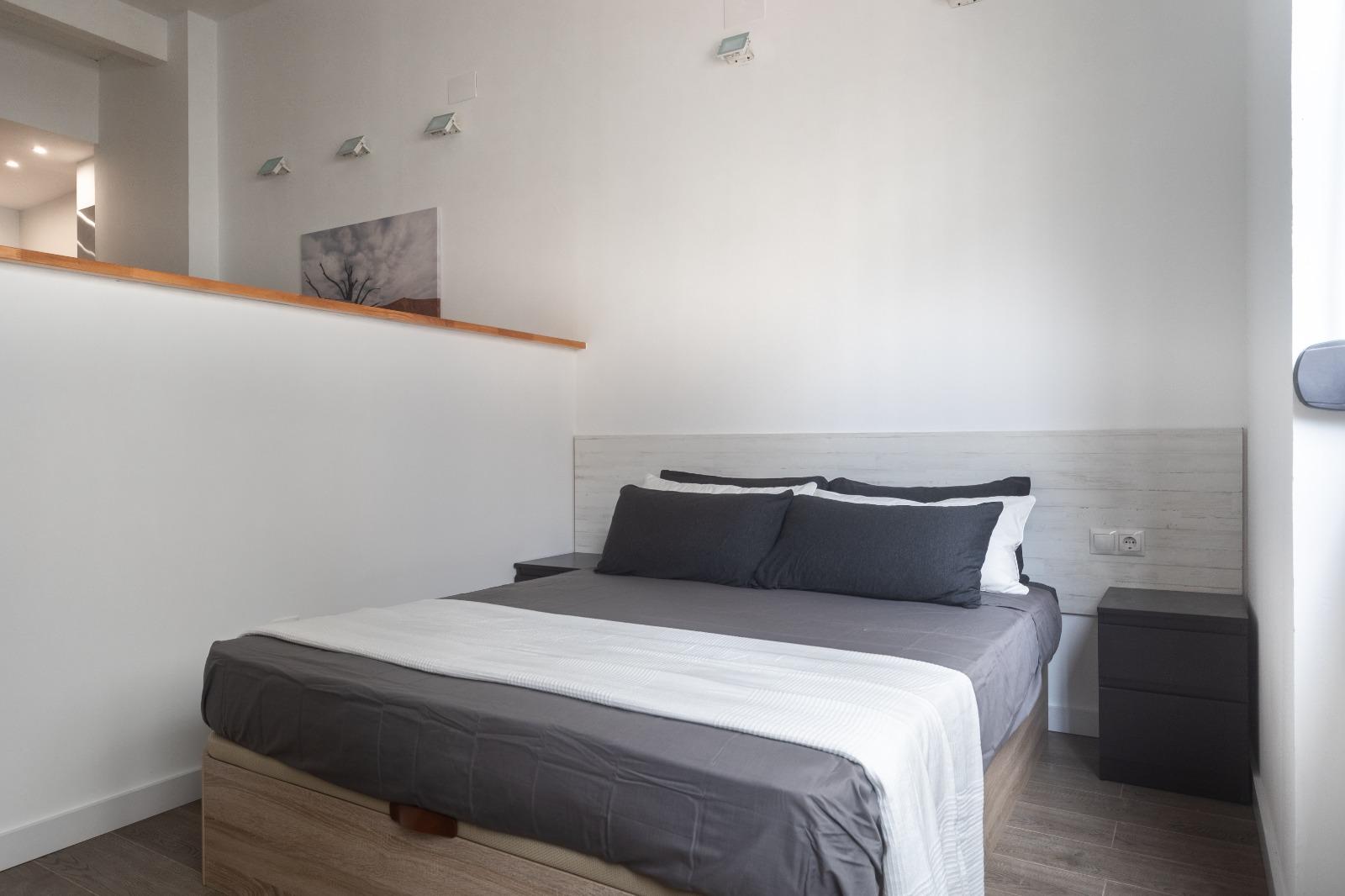 Estudios en Venta - Valencia  - 22