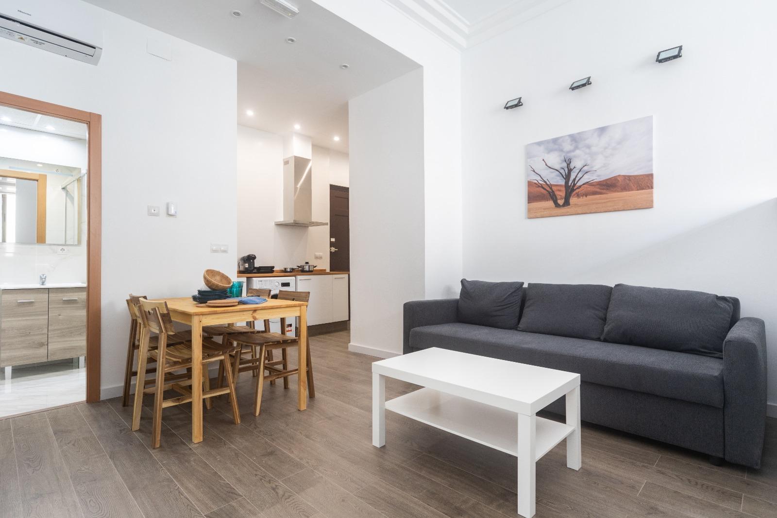 Estudios en Venta - Valencia  - 30