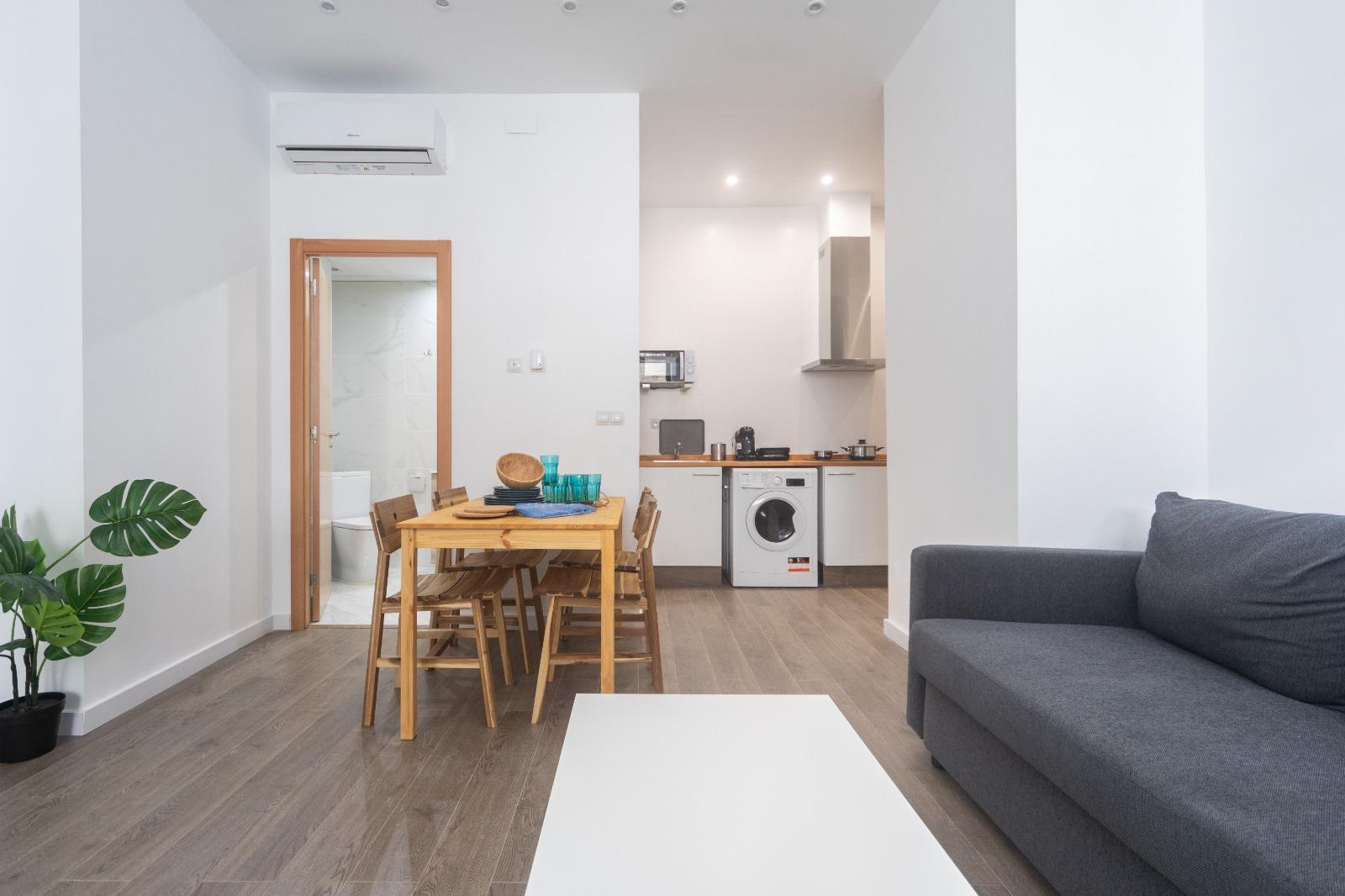 Estudios en Venta - Valencia  - 25