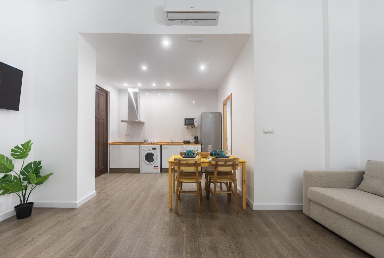 Estudios en Venta - Valencia  - 8