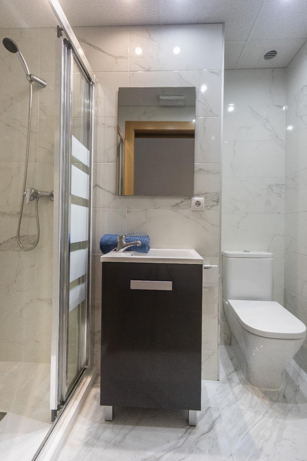 Estudios en Venta - Valencia  - 15