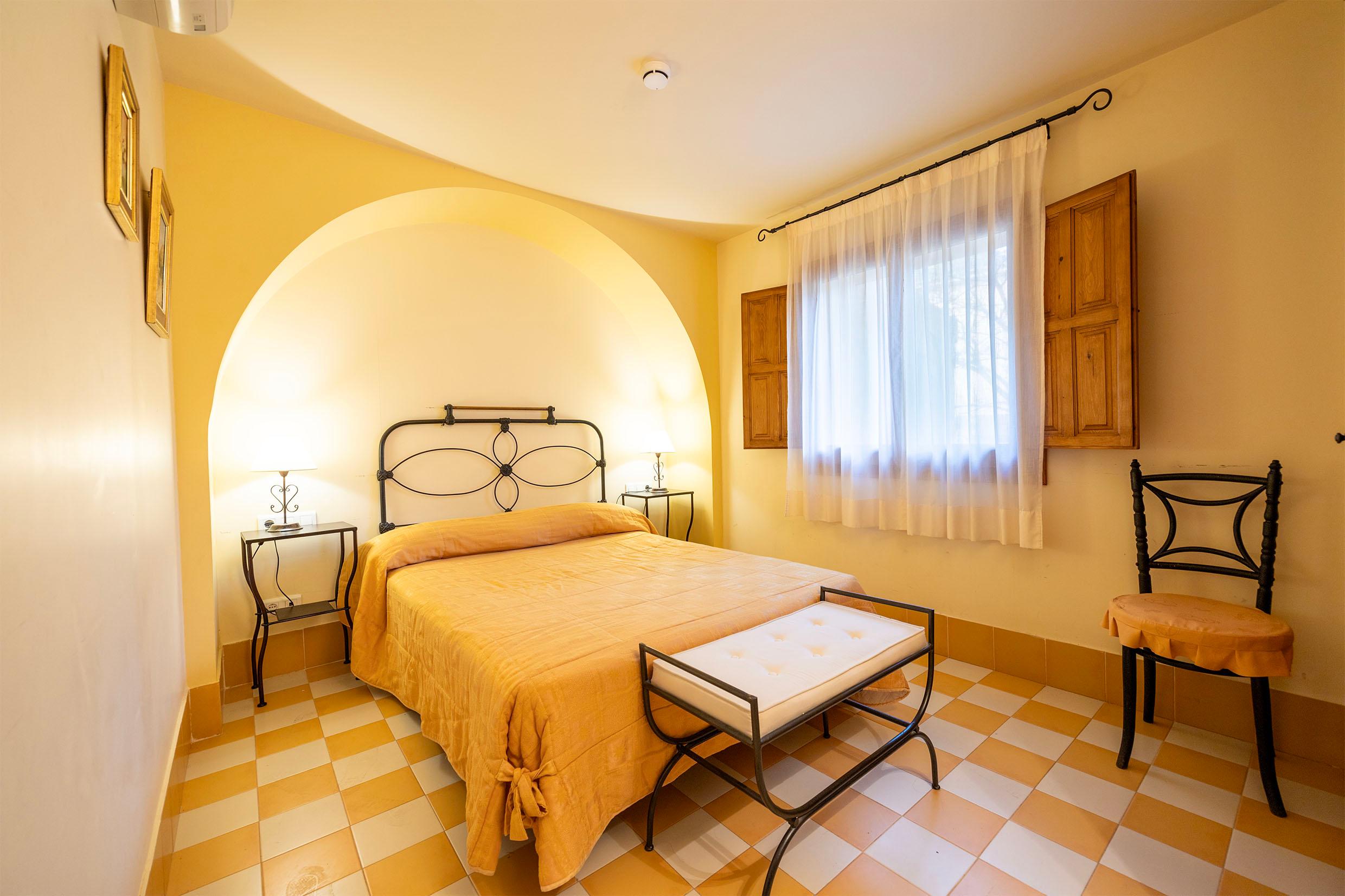 ¡Aquí Cabemos Todos! 21 Dormitorios Y 18 Baños - 12