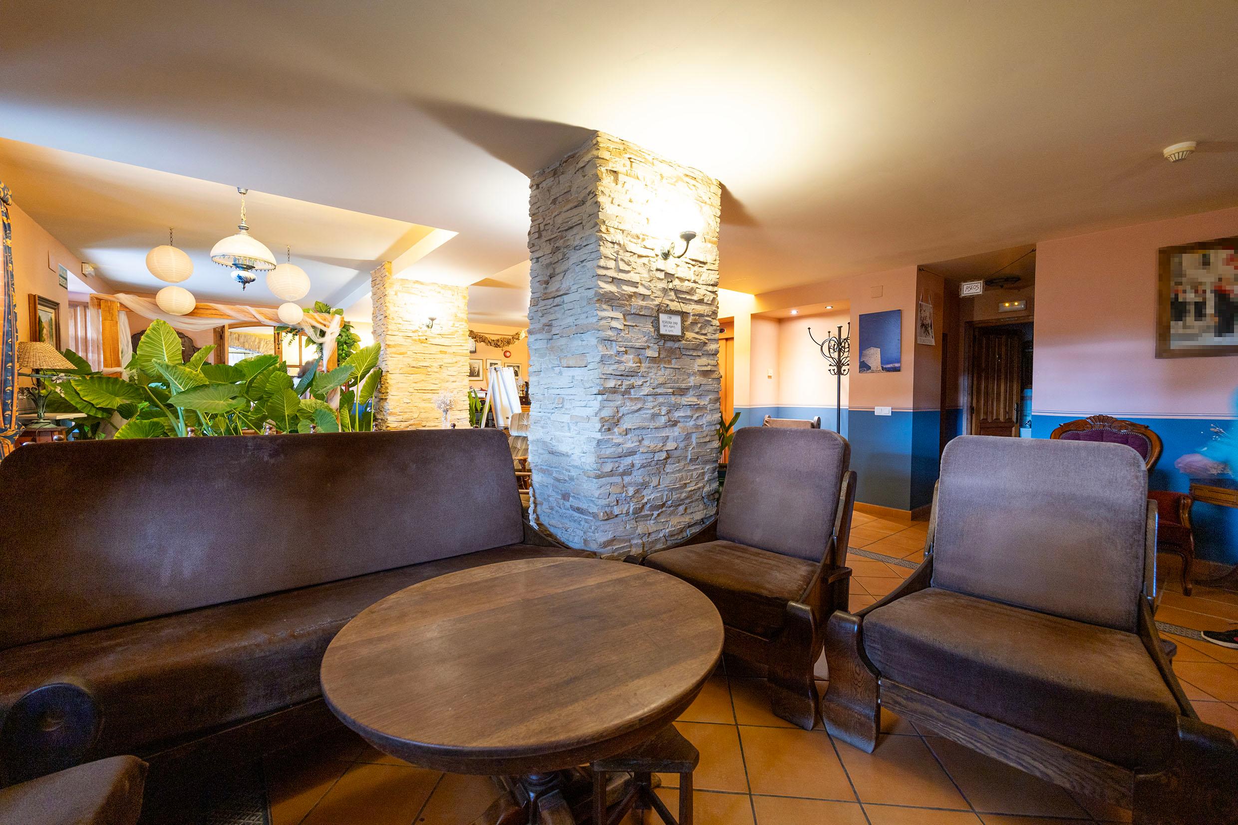 ¡Aquí Cabemos Todos! 21 Dormitorios Y 18 Baños - 10