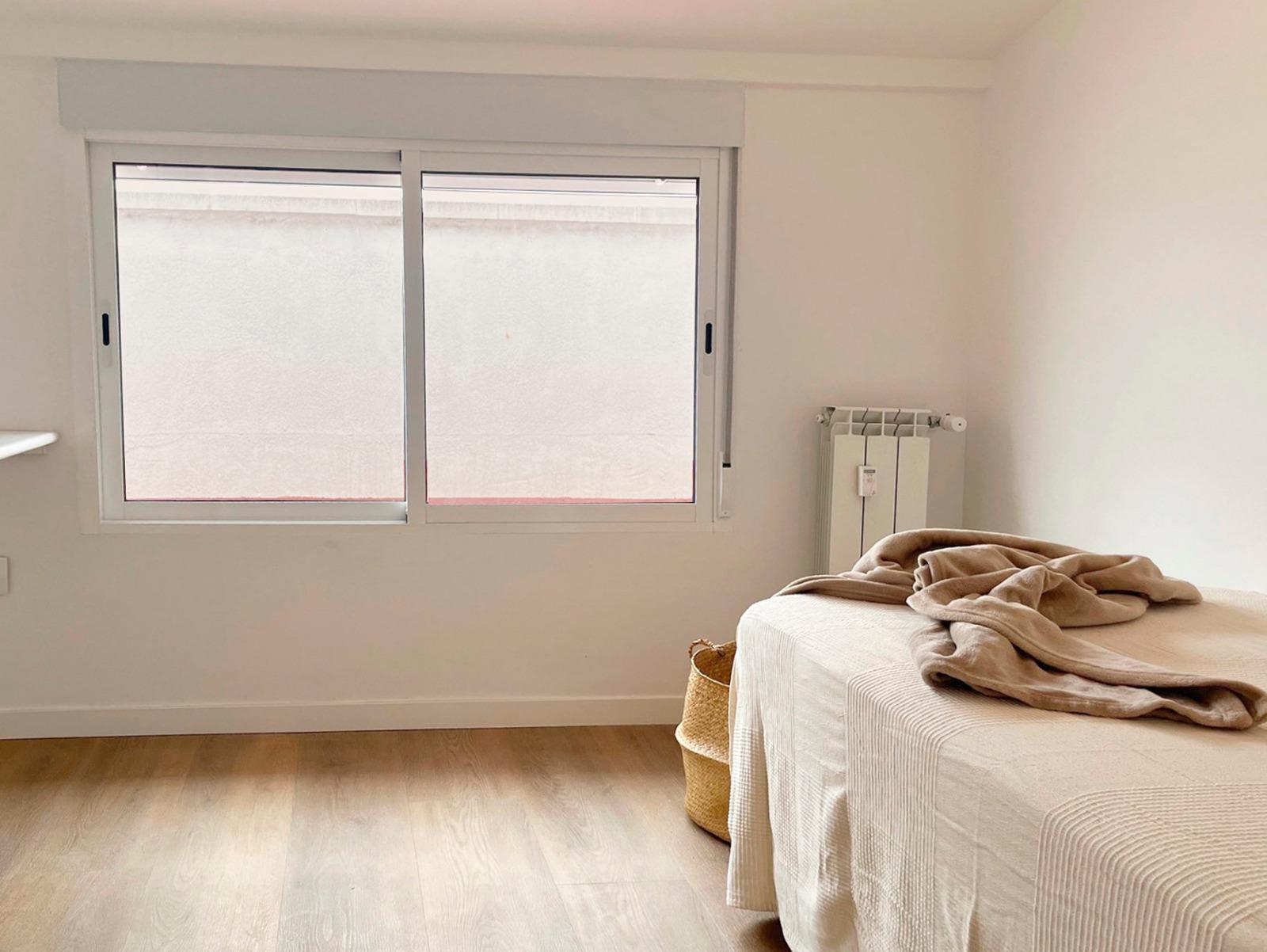 Venta de excllusivo ático reformado - Calle Drácena, Madrid  - 10