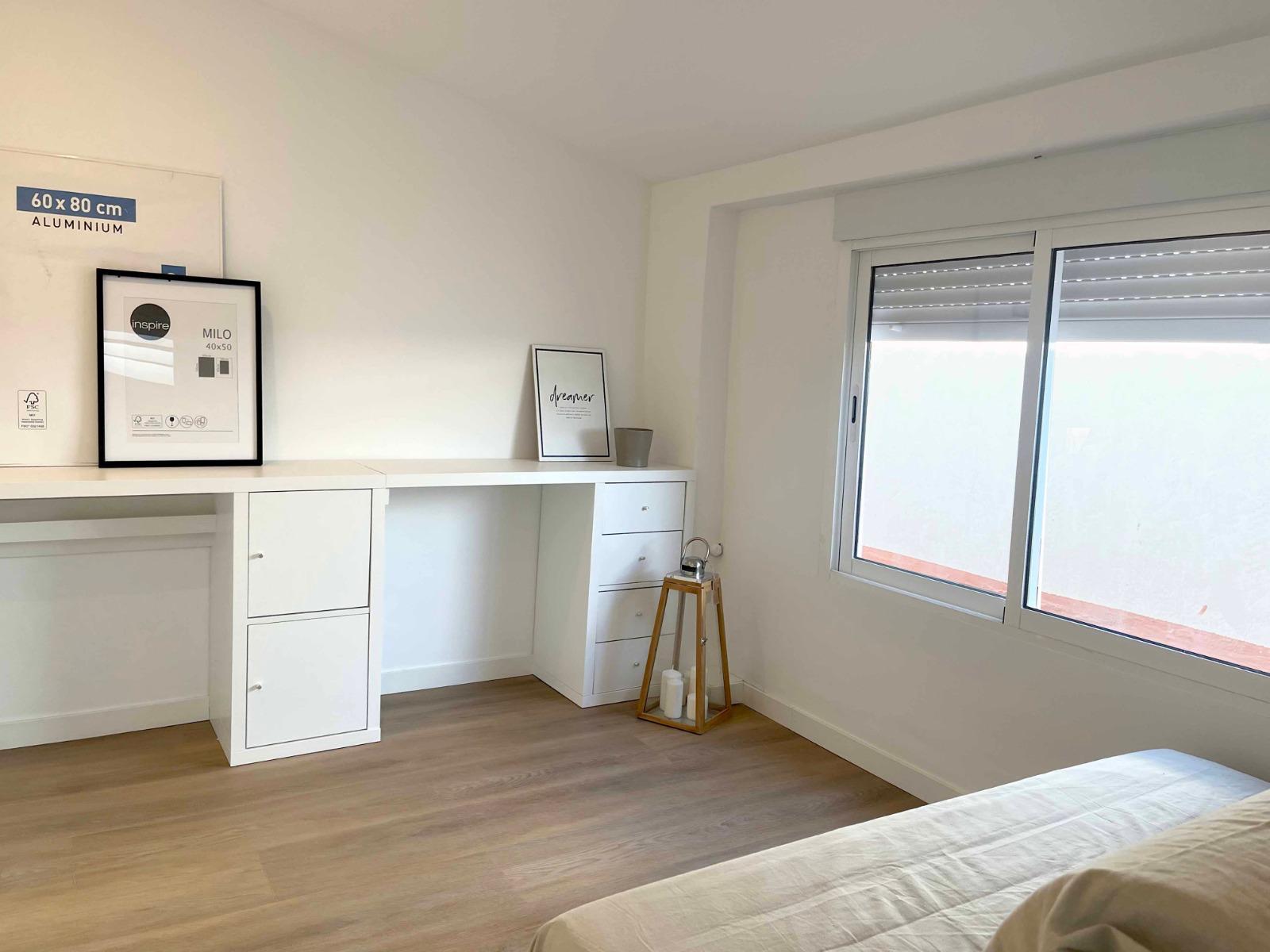 Venta de excllusivo ático reformado - Calle Drácena, Madrid  - 14