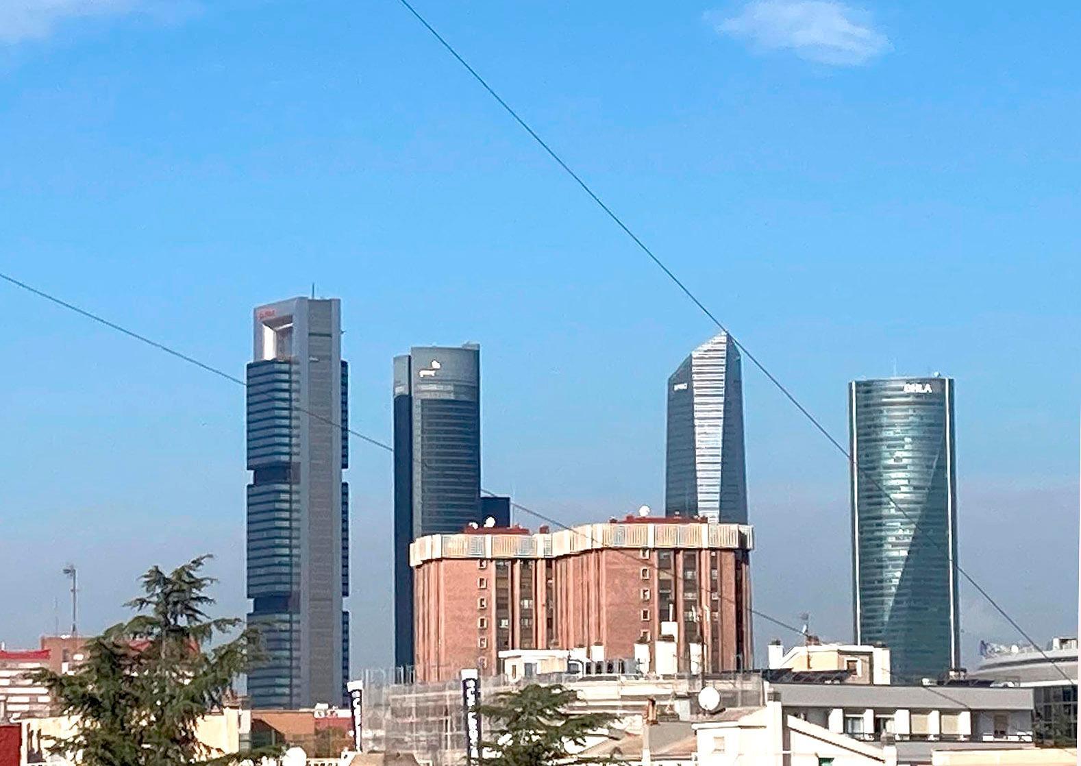 Venta de excllusivo ático reformado - Calle Drácena, Madrid  - 21