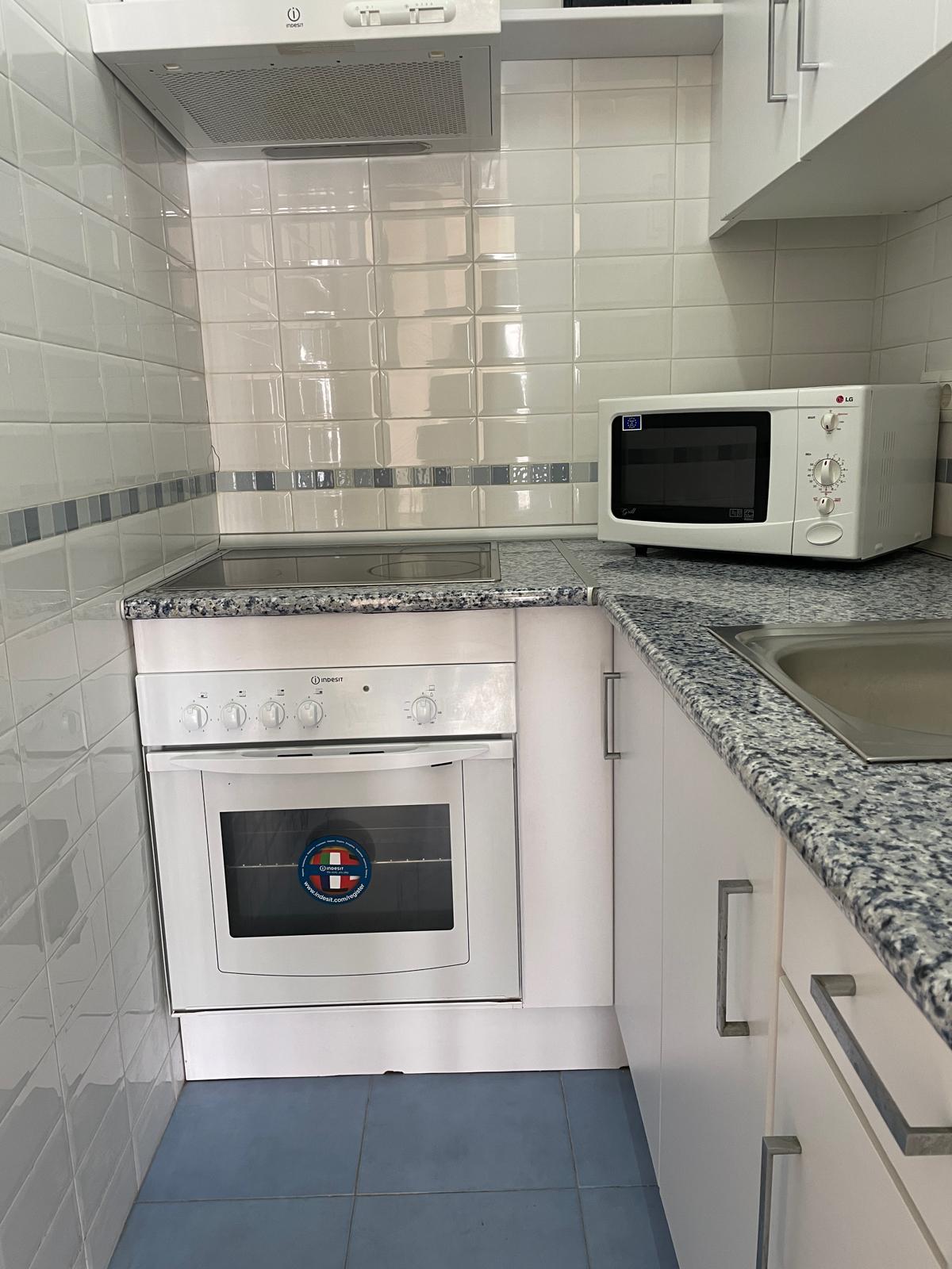 Piso en venta - Paseo Marítimo Ciudad De Melilla - 9