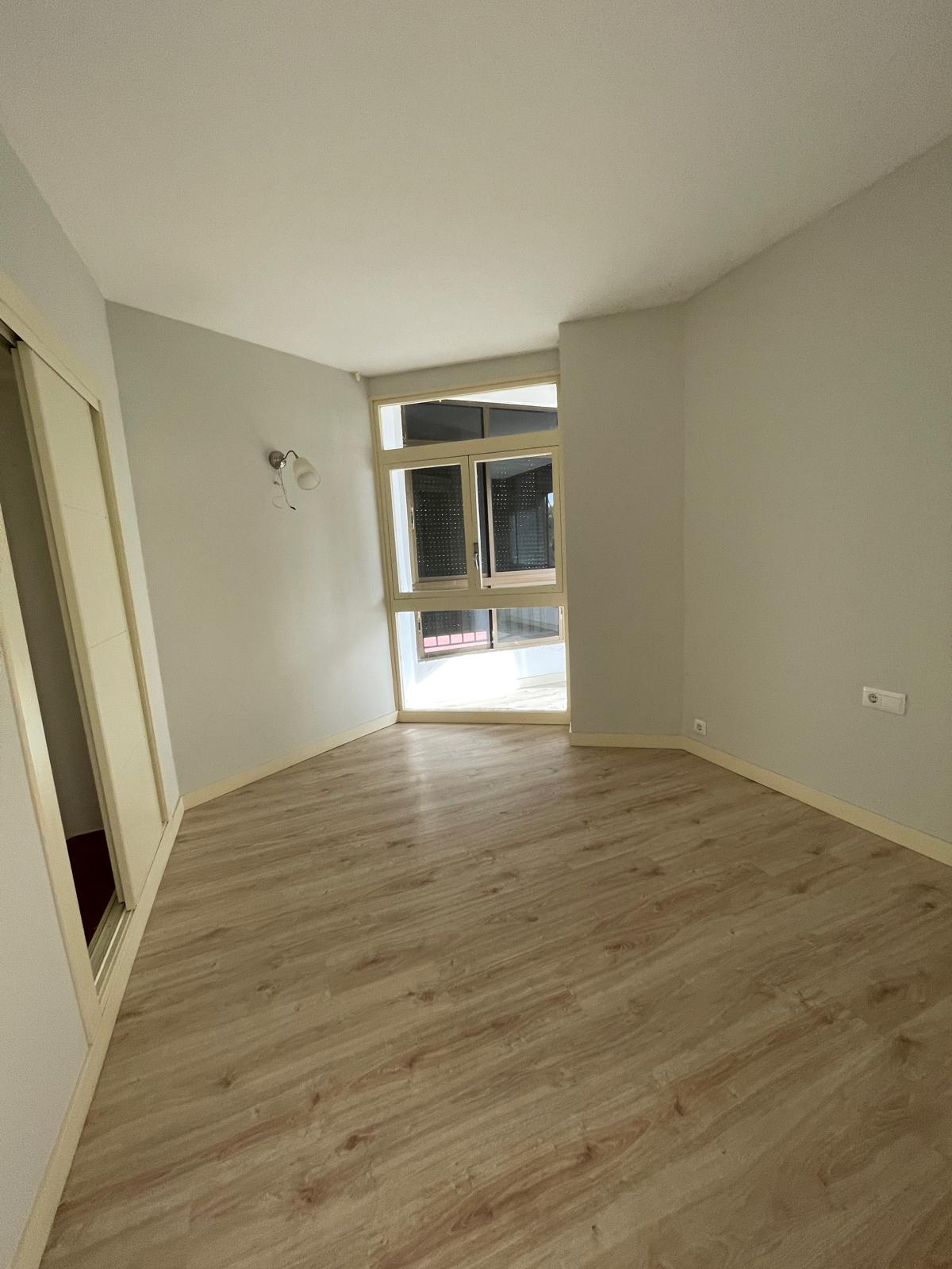 Piso en venta - Paseo Marítimo Ciudad De Melilla - 18