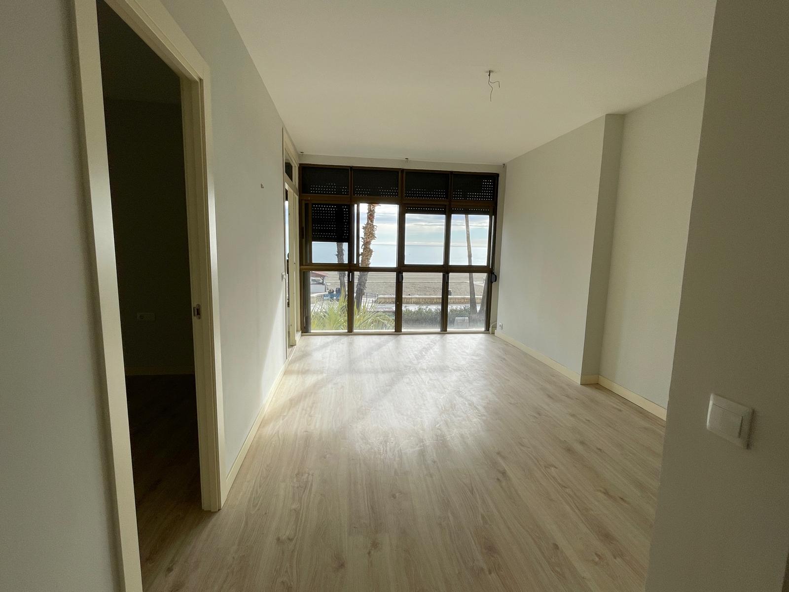 Piso en venta - Paseo Marítimo Ciudad De Melilla - 4