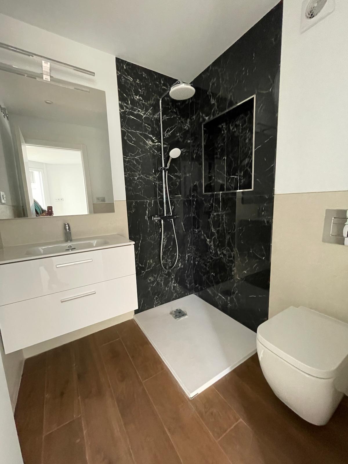 Piso En Venta - Primera Línea De Playa, Málaga - 24