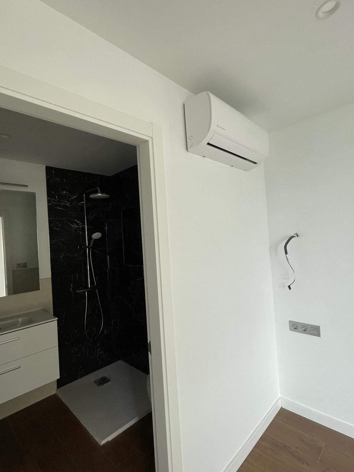 Piso En Venta - Primera Línea De Playa, Málaga - 23