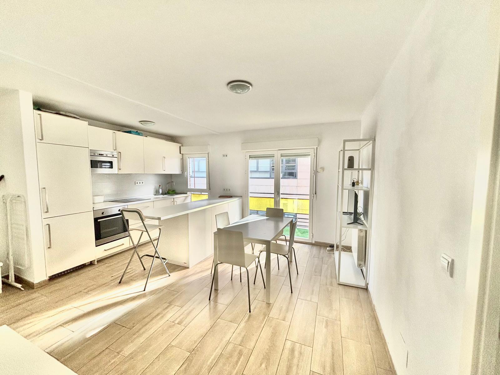 Piso en venta en Simancas, San Blas - 1