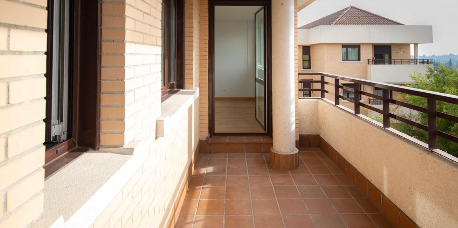 Piso en Alquiler - Pozuelo - 2