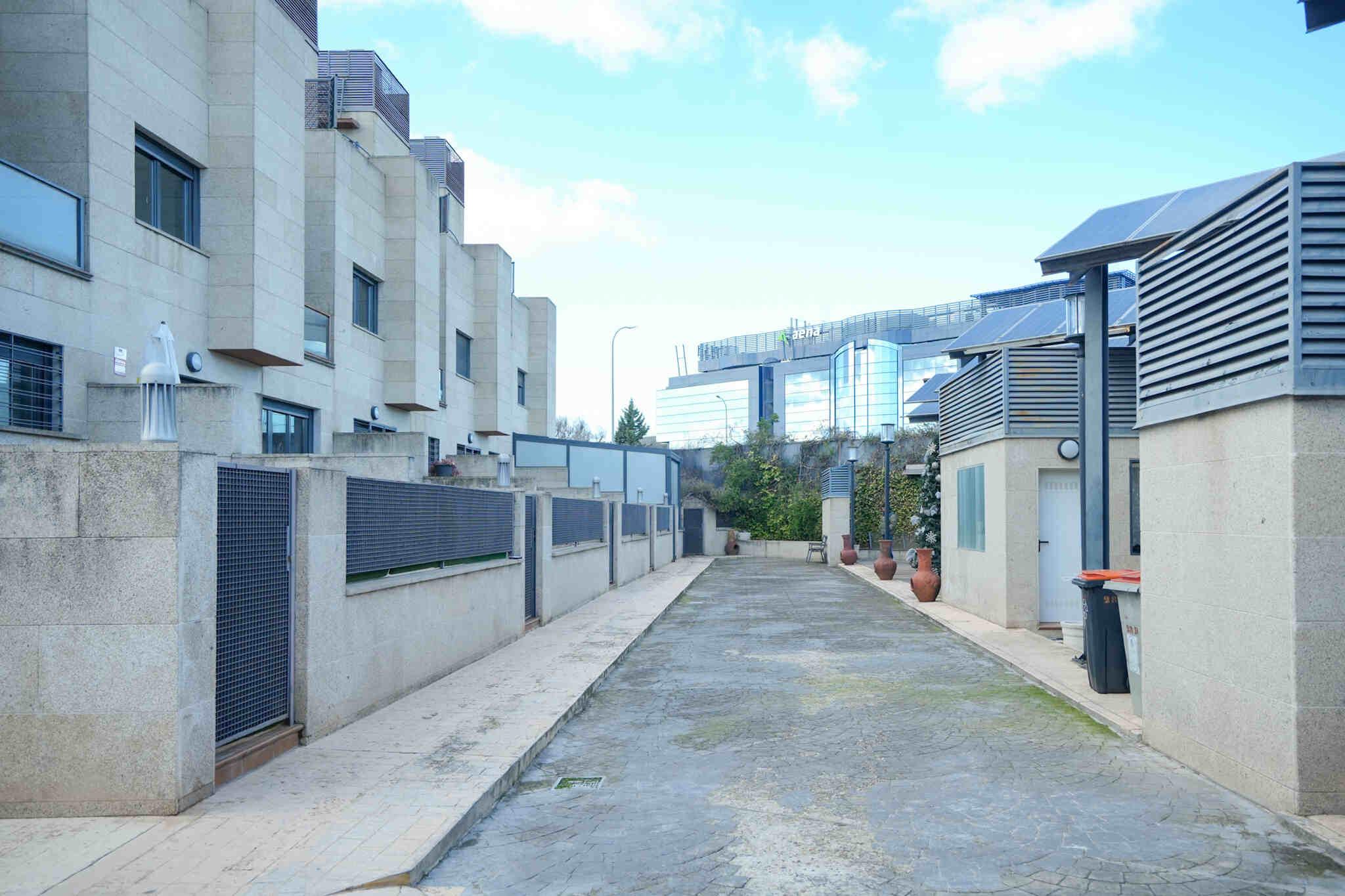 Chalet en venta -Canillejas (San Blas - Canillejas) - 81