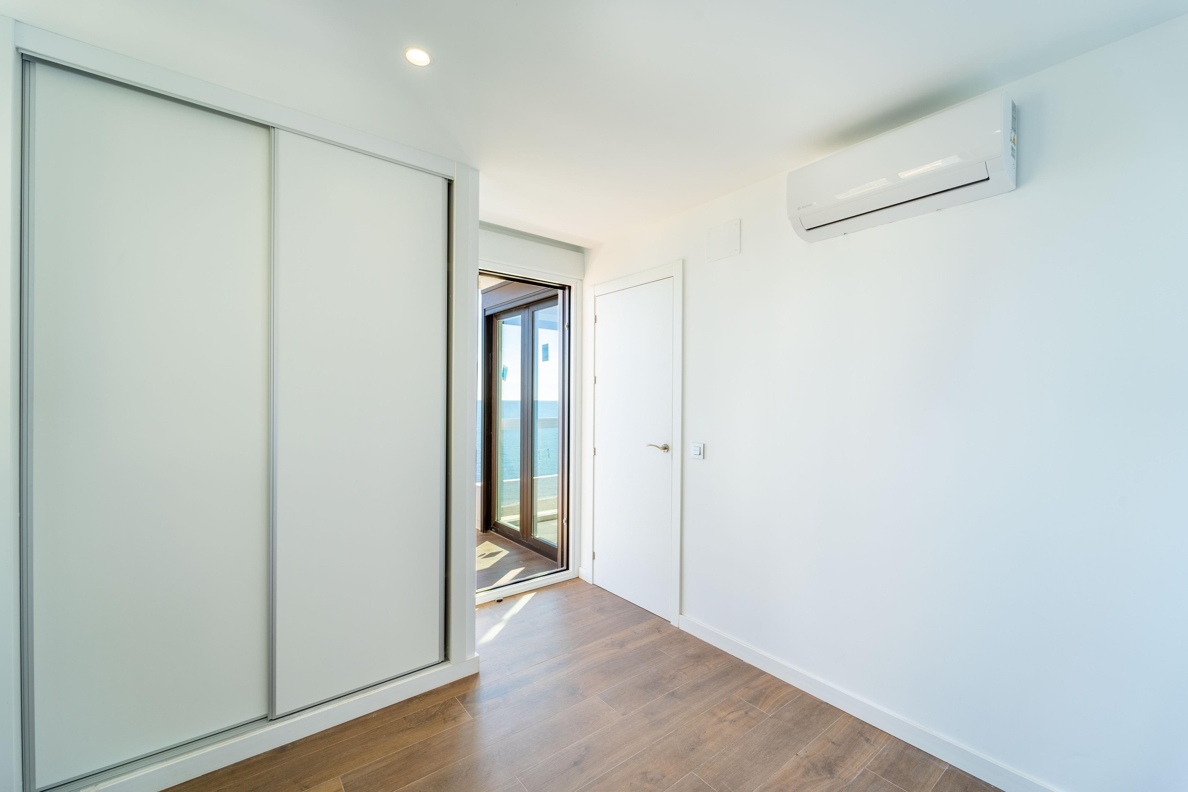 Piso En Venta - Primera Línea De Playa, Málaga - 18