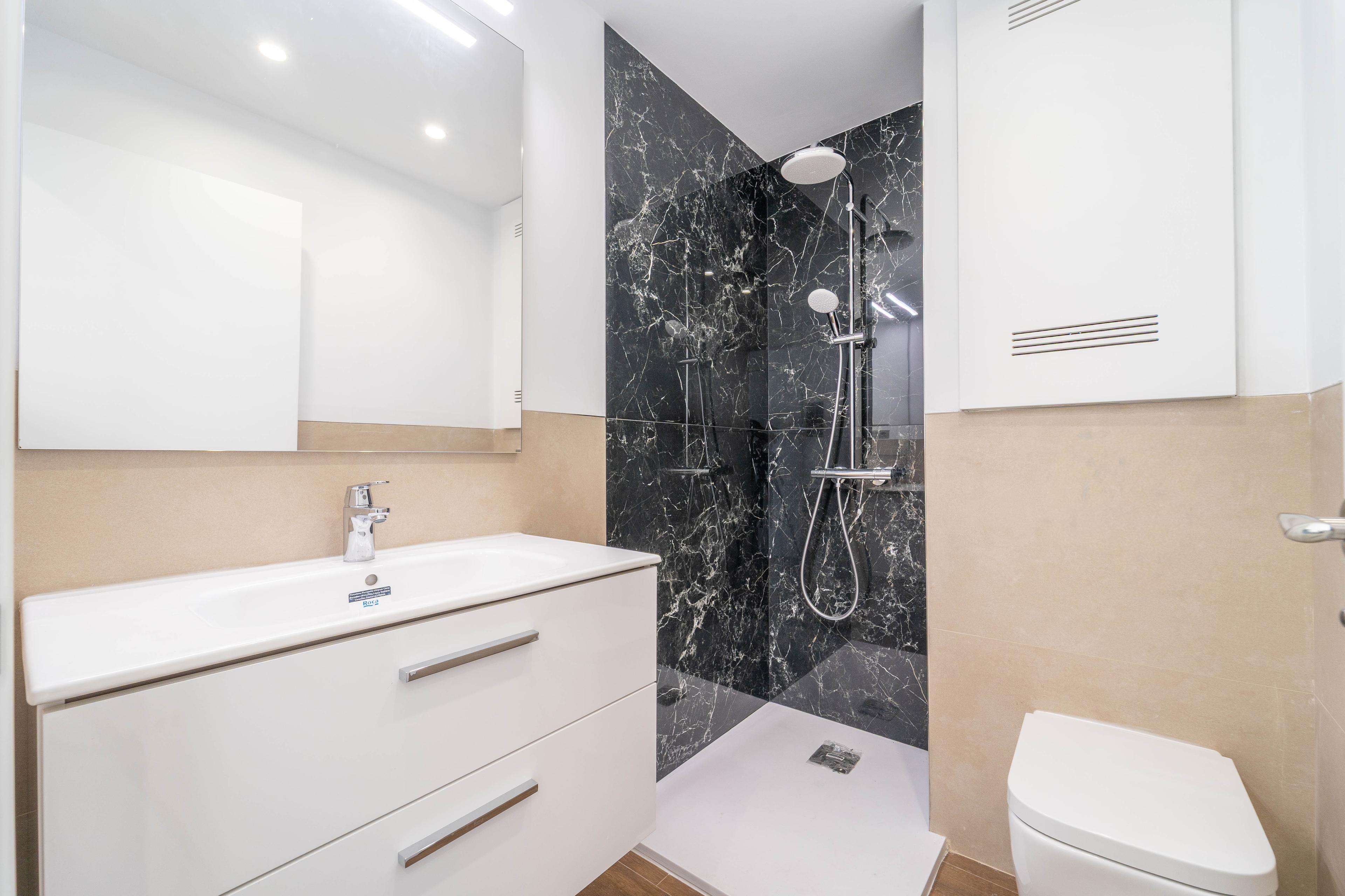 Piso En Venta - Primera Línea De Playa, Málaga - 24