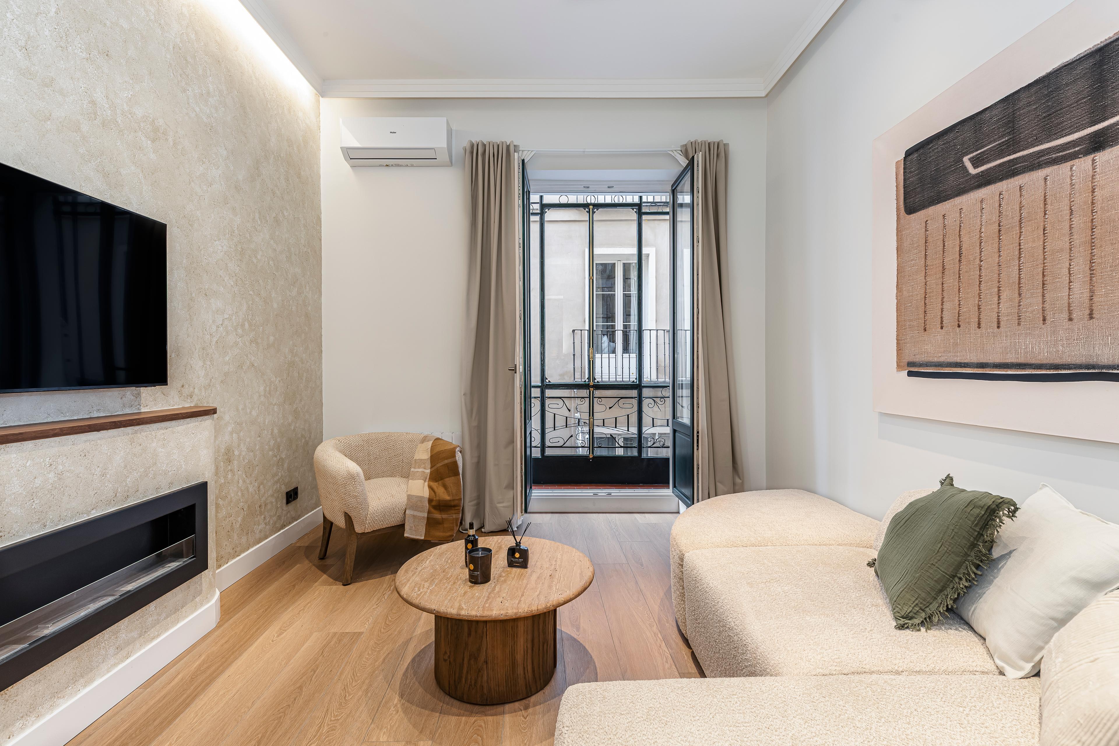 Piso en Venta - Malasaña-Universidad (Centro) - 2