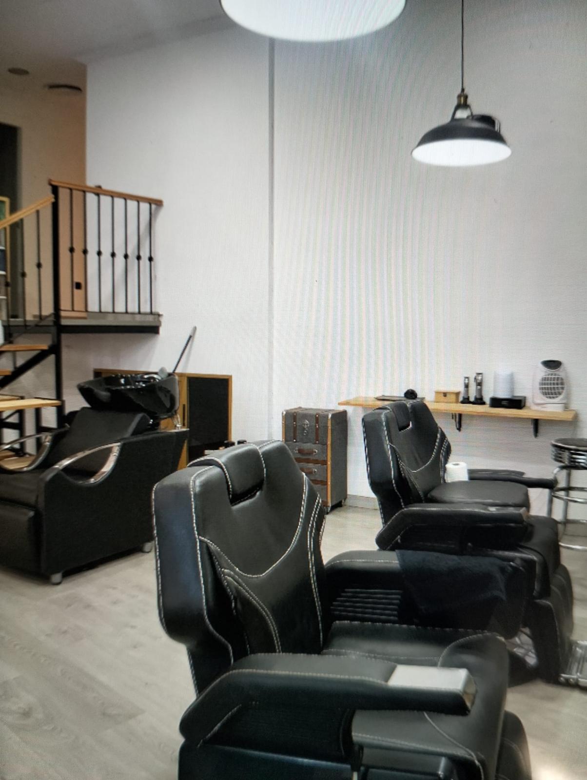 Local Comercial Dúplex De 72 m2 En PAU 2 - 1