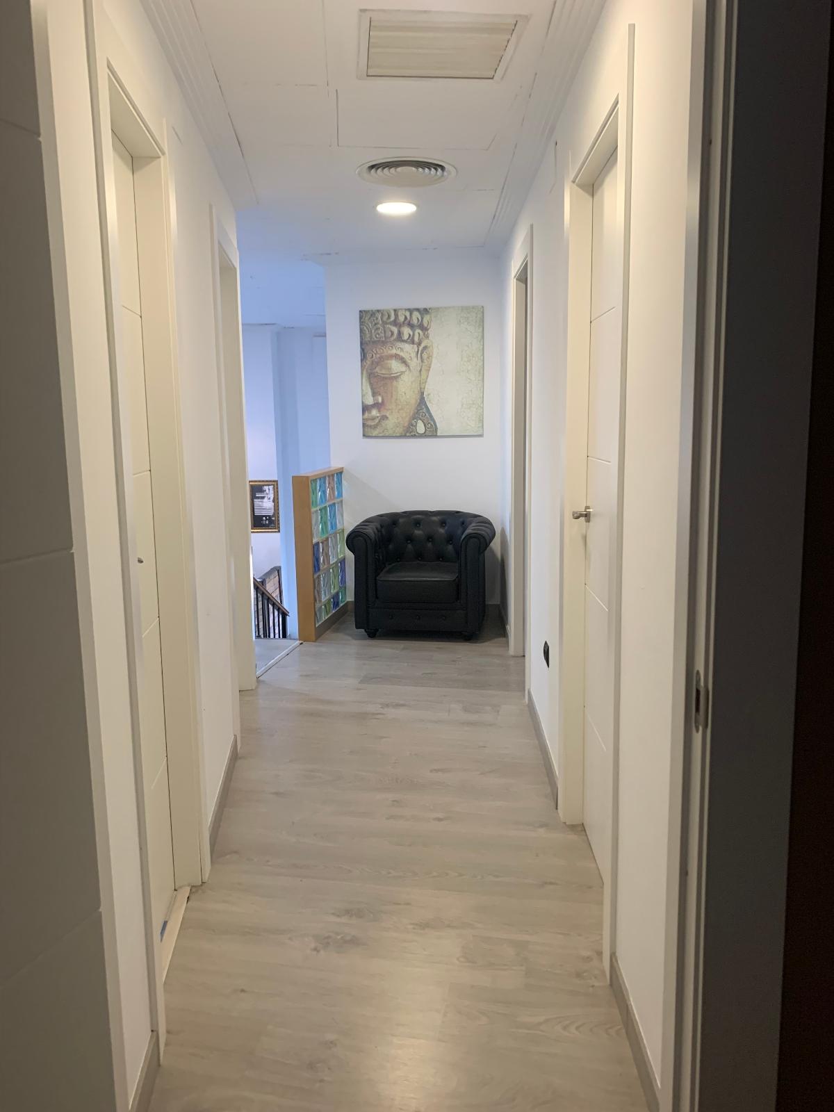 Local Comercial Dúplex De 72 m2 En PAU 2 - 8