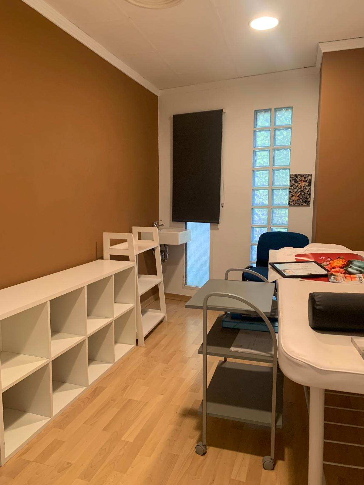 Local Comercial Dúplex De 72 m2 En PAU 2 - 10