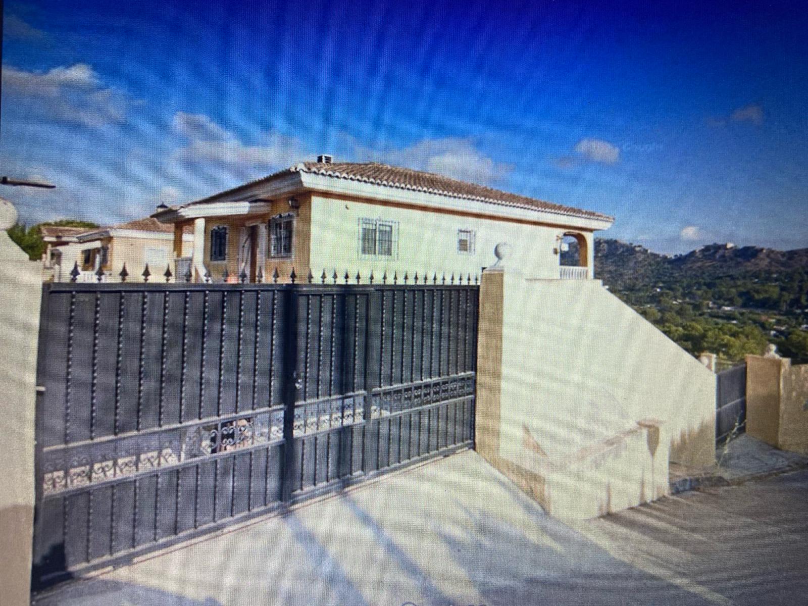 Independent villa with spectacular views for sale - Xátiva - 1