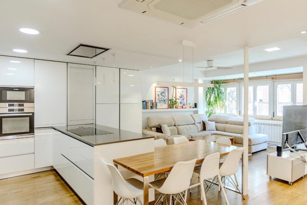 Elegante Y Moderna Propiedad En Fuente del Berro  - 2