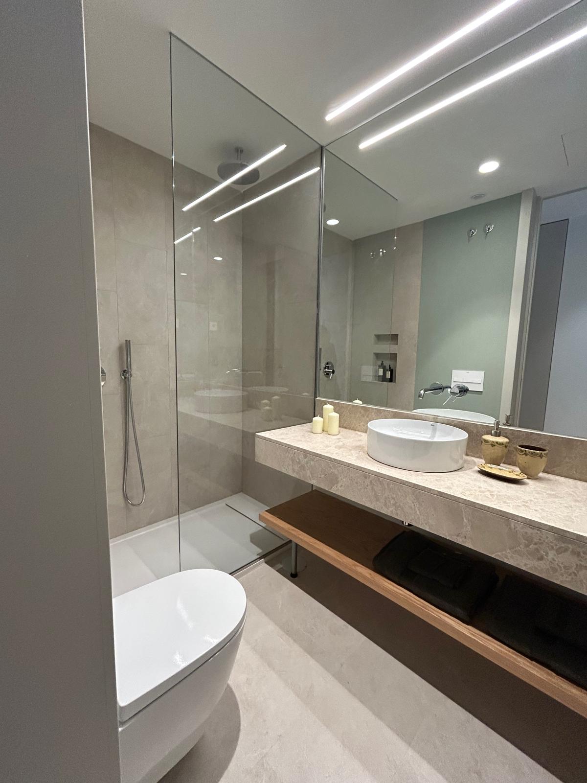 Piso en venta en Calle de Sta Engracia - 14